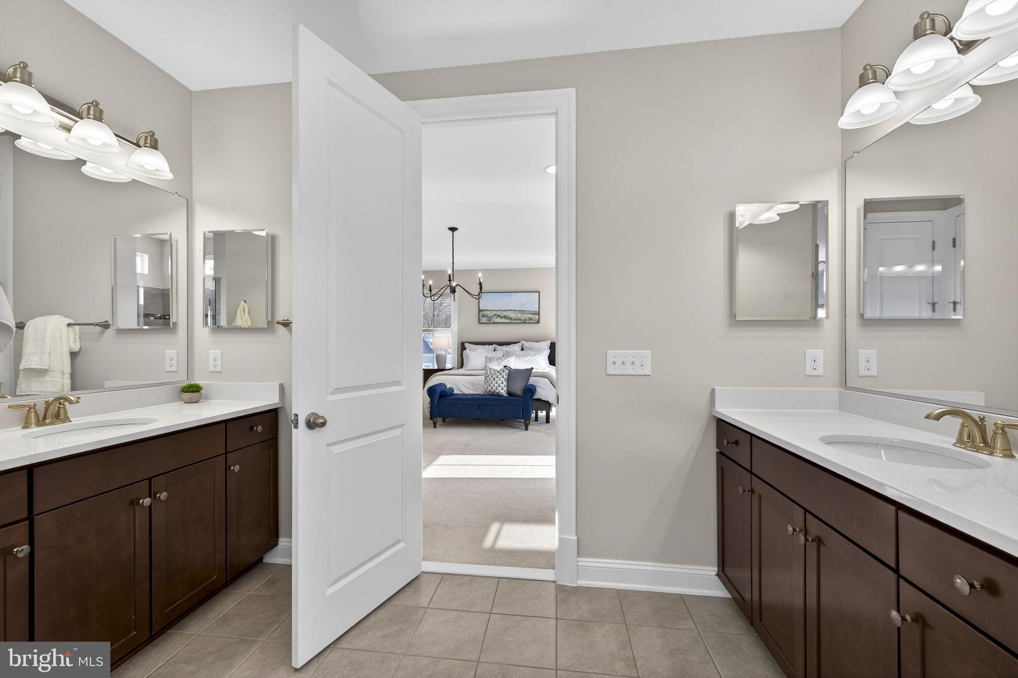 GREENS SOUTH AT WILLOWSF - Residential