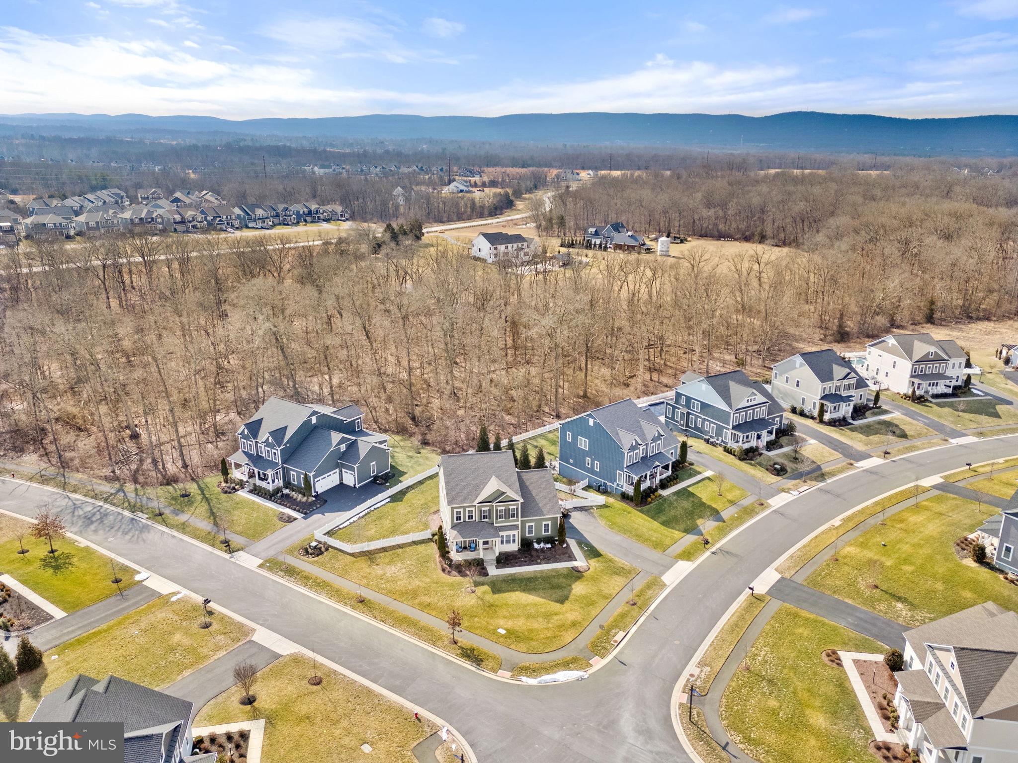 GREENS SOUTH AT WILLOWSF - Residential