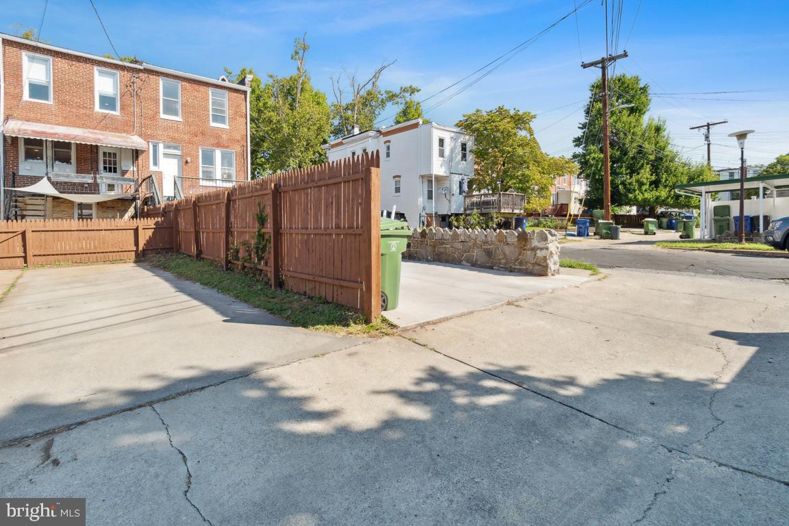 HAMPDEN HISTORIC DISTRICT - Residential