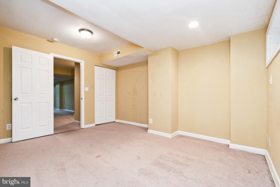 HAMPDEN HISTORIC DISTRICT - Residential