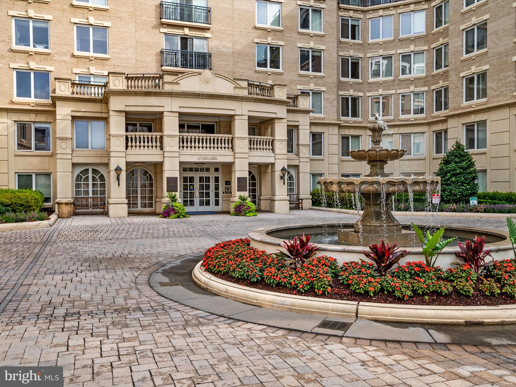 5 PARK PLACE 102