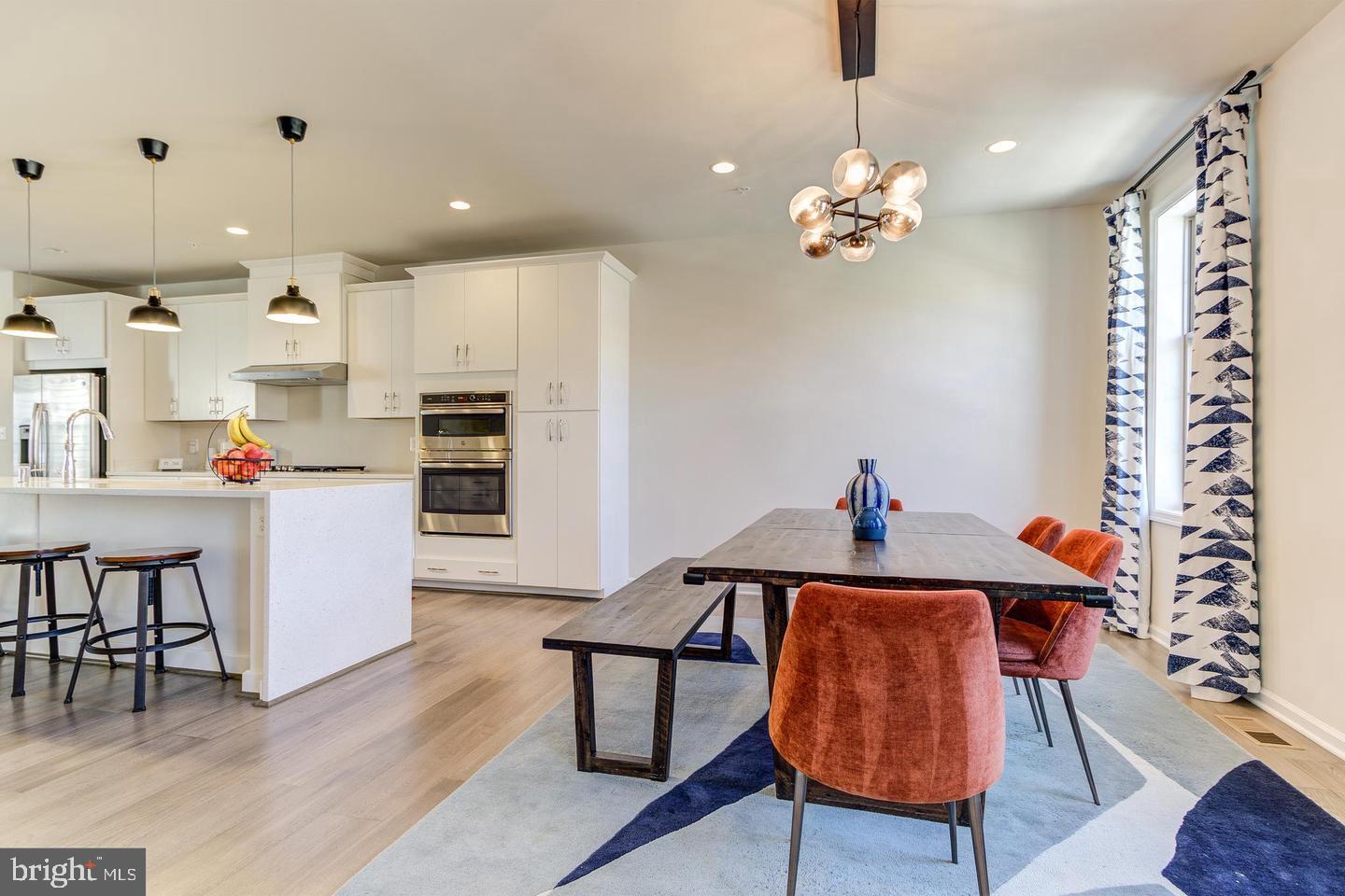 22669 NAUGATUCK SQUARE