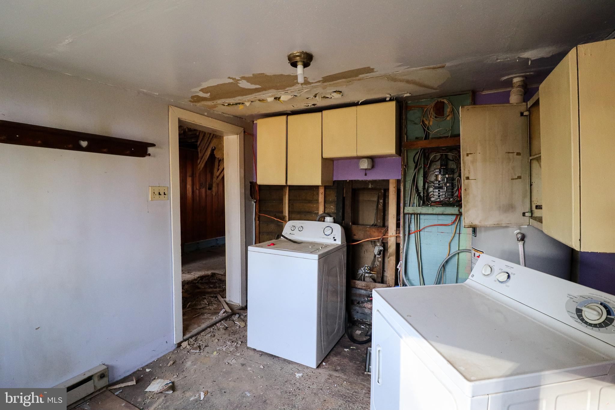 CHAMBERS HILL - Residential