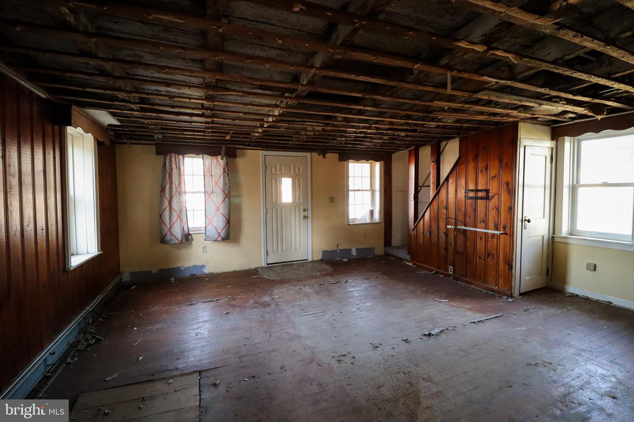 CHAMBERS HILL - Residential