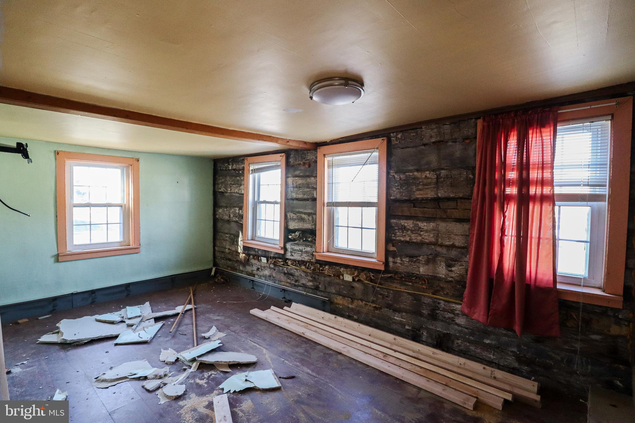 CHAMBERS HILL - Residential