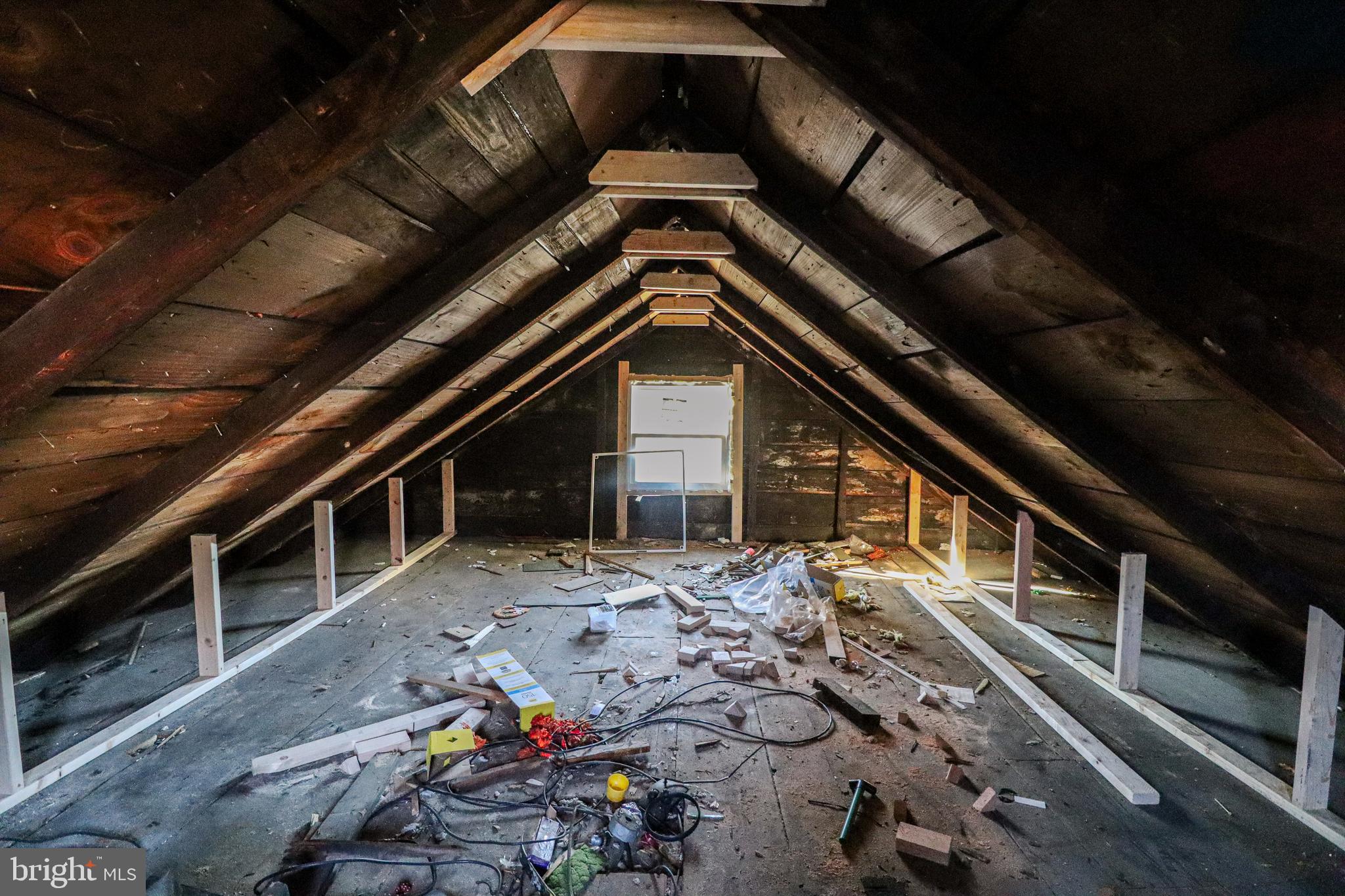 CHAMBERS HILL - Residential