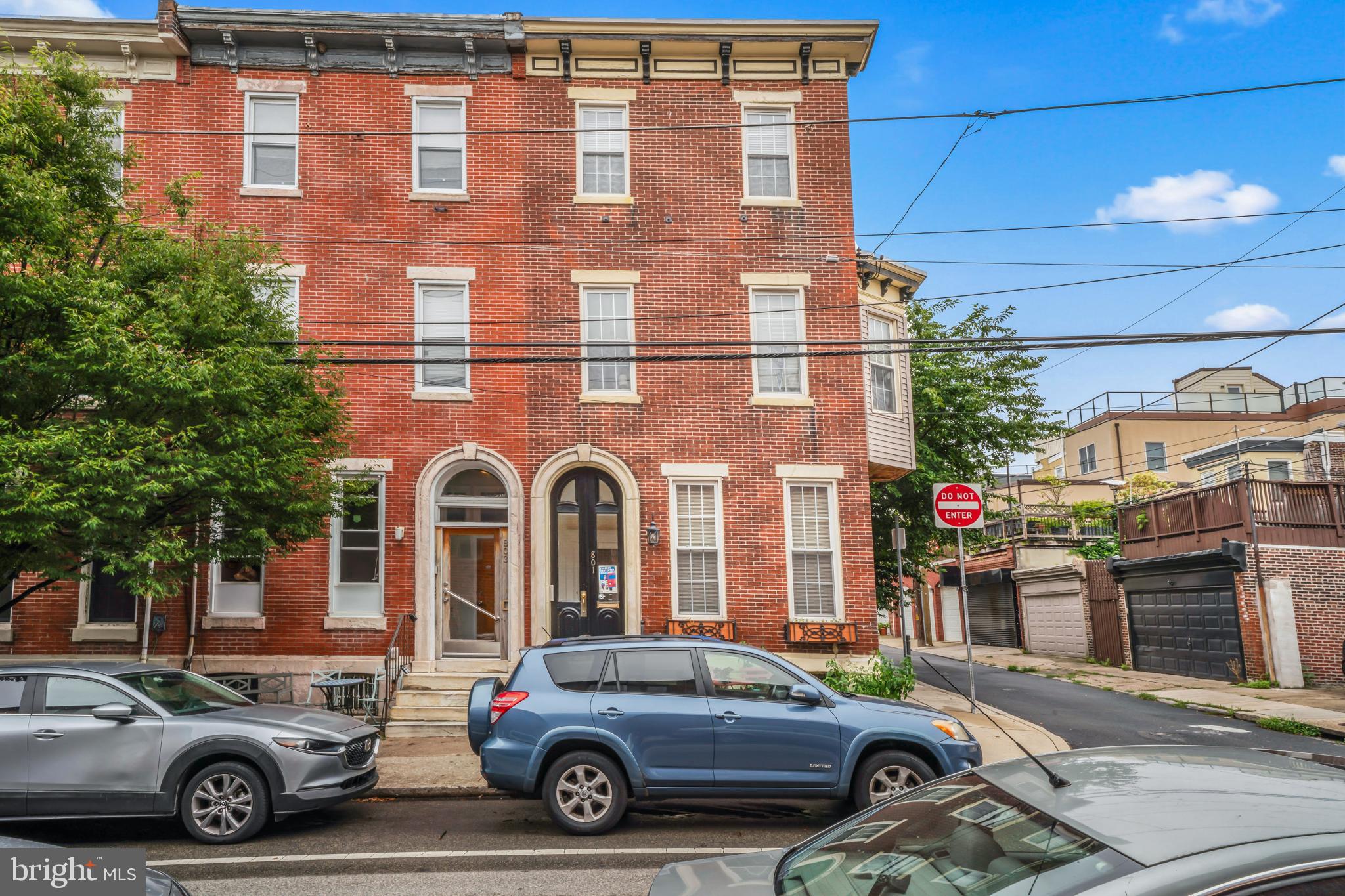 ART MUSEUM AREA - Residential Lease