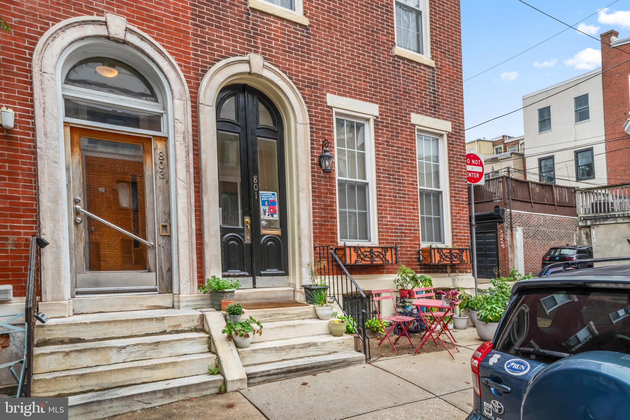 ART MUSEUM AREA - Residential Lease