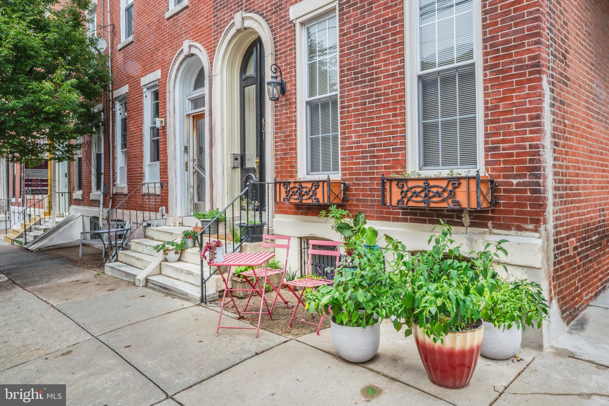 ART MUSEUM AREA - Residential Lease