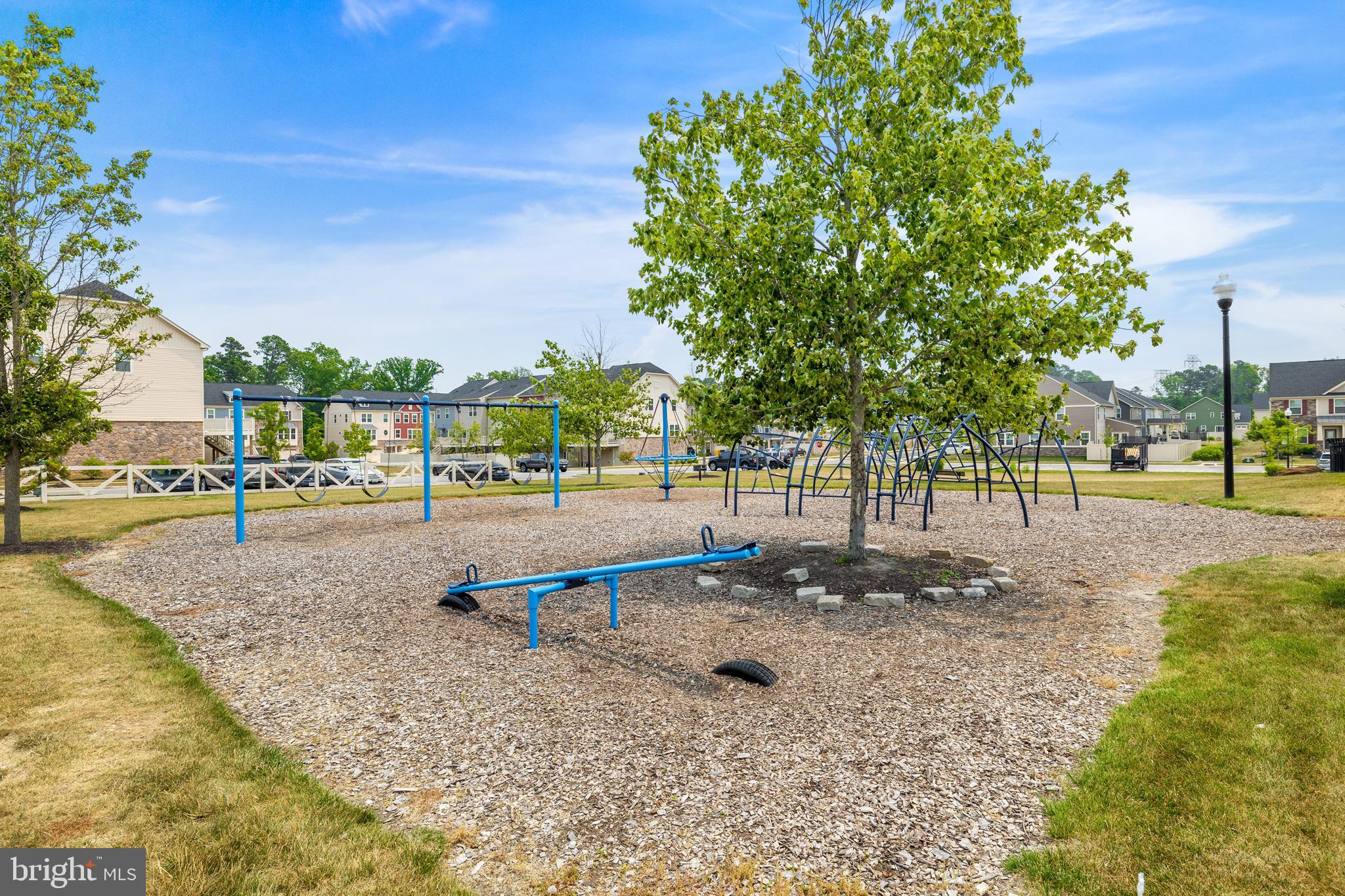 CREEKSIDE - Residential