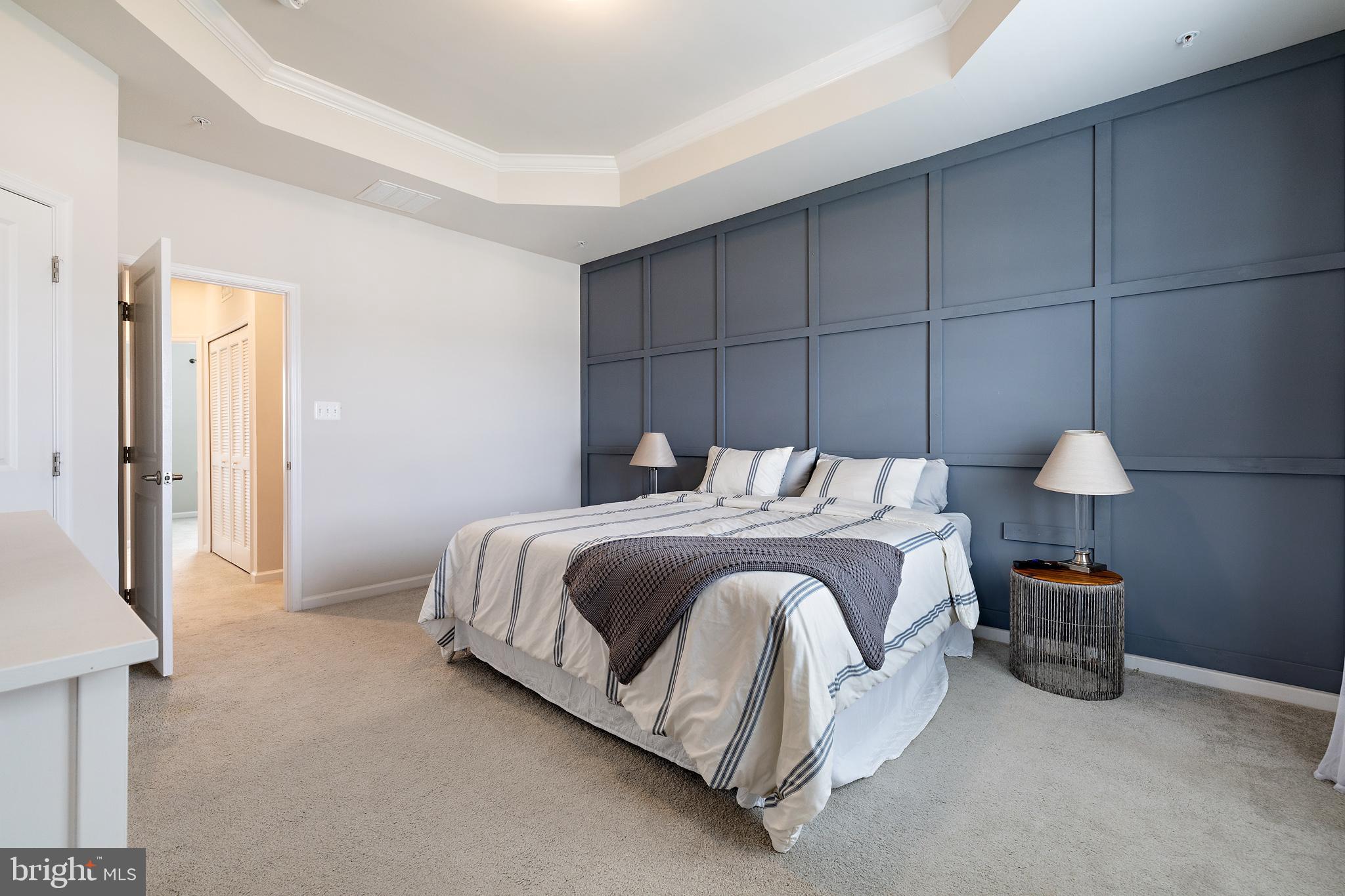 CREEKSIDE - Residential