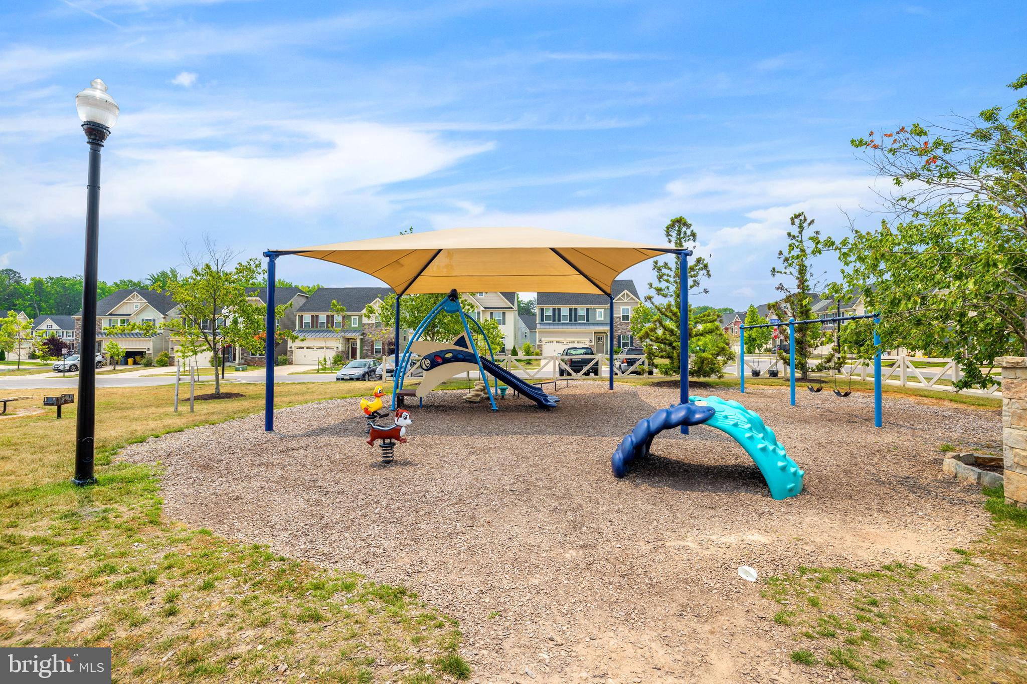 CREEKSIDE - Residential