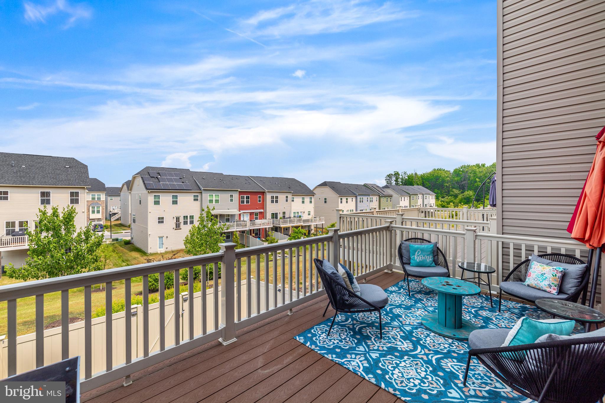 CREEKSIDE - Residential