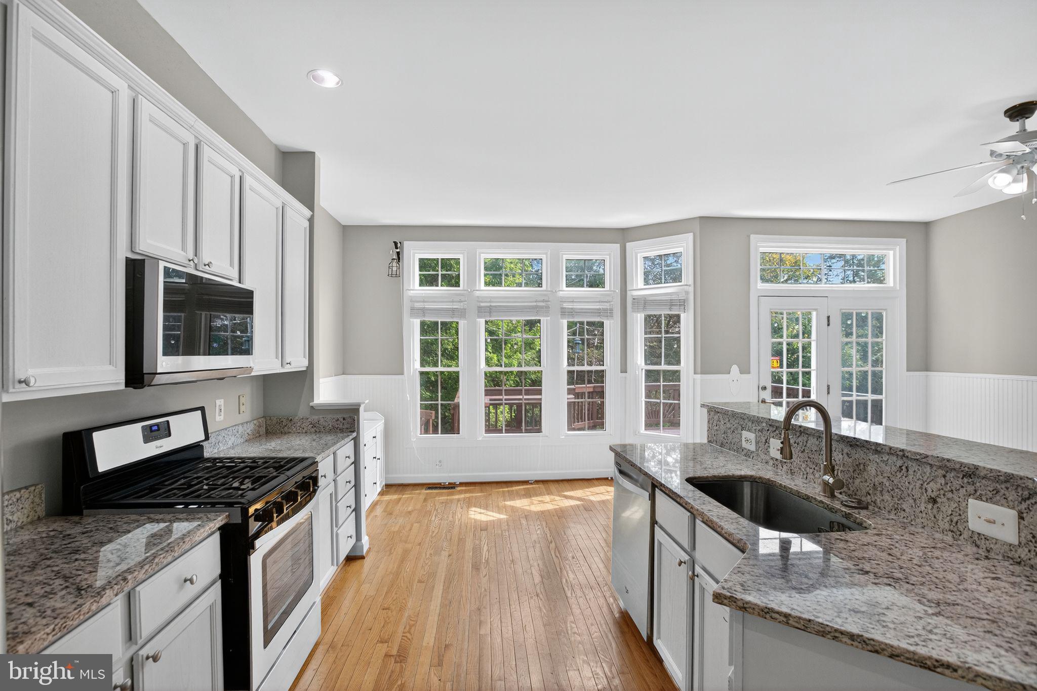 SOUTH RIDING - Residential Lease