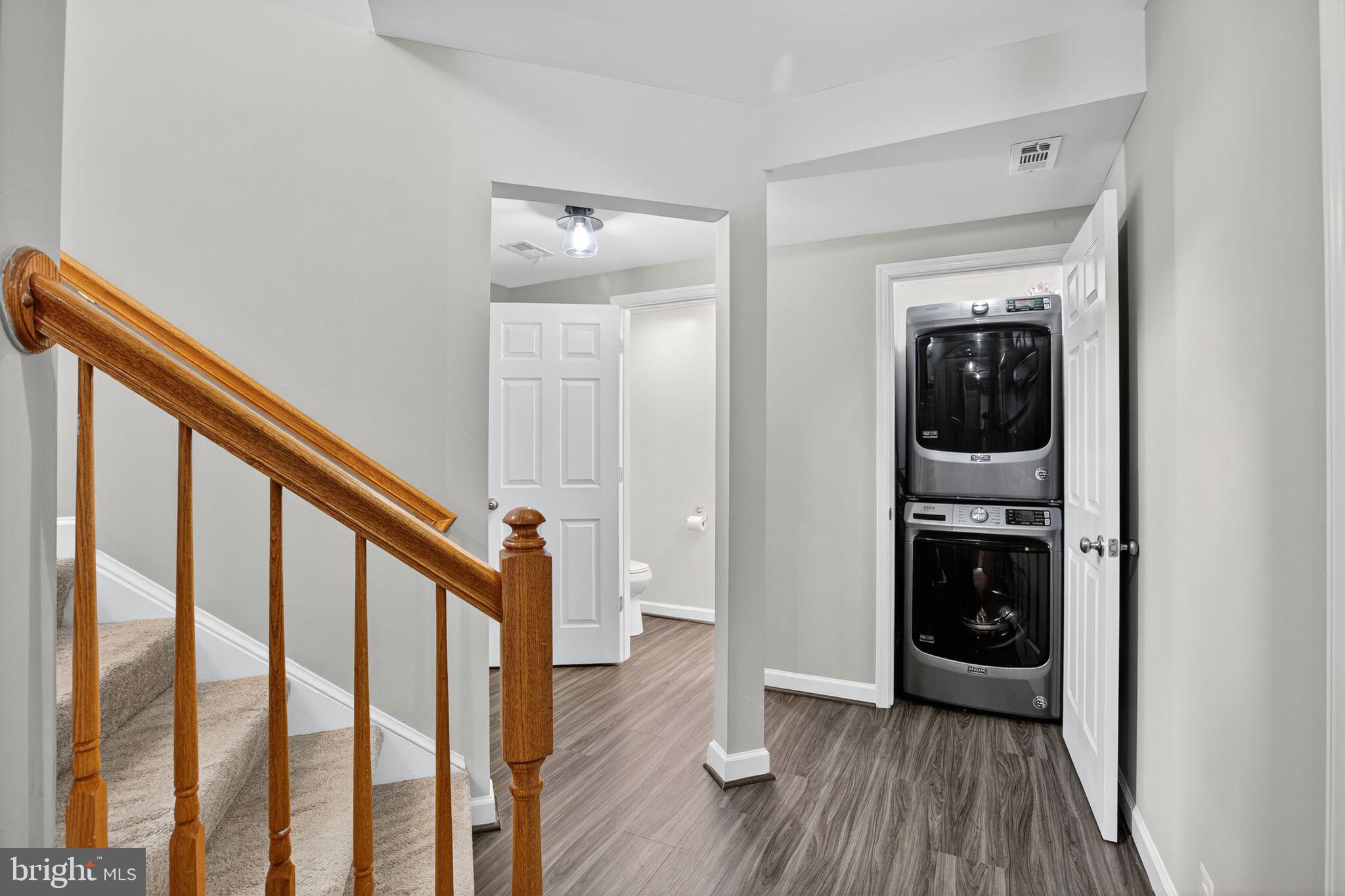 SOUTH RIDING - Residential Lease