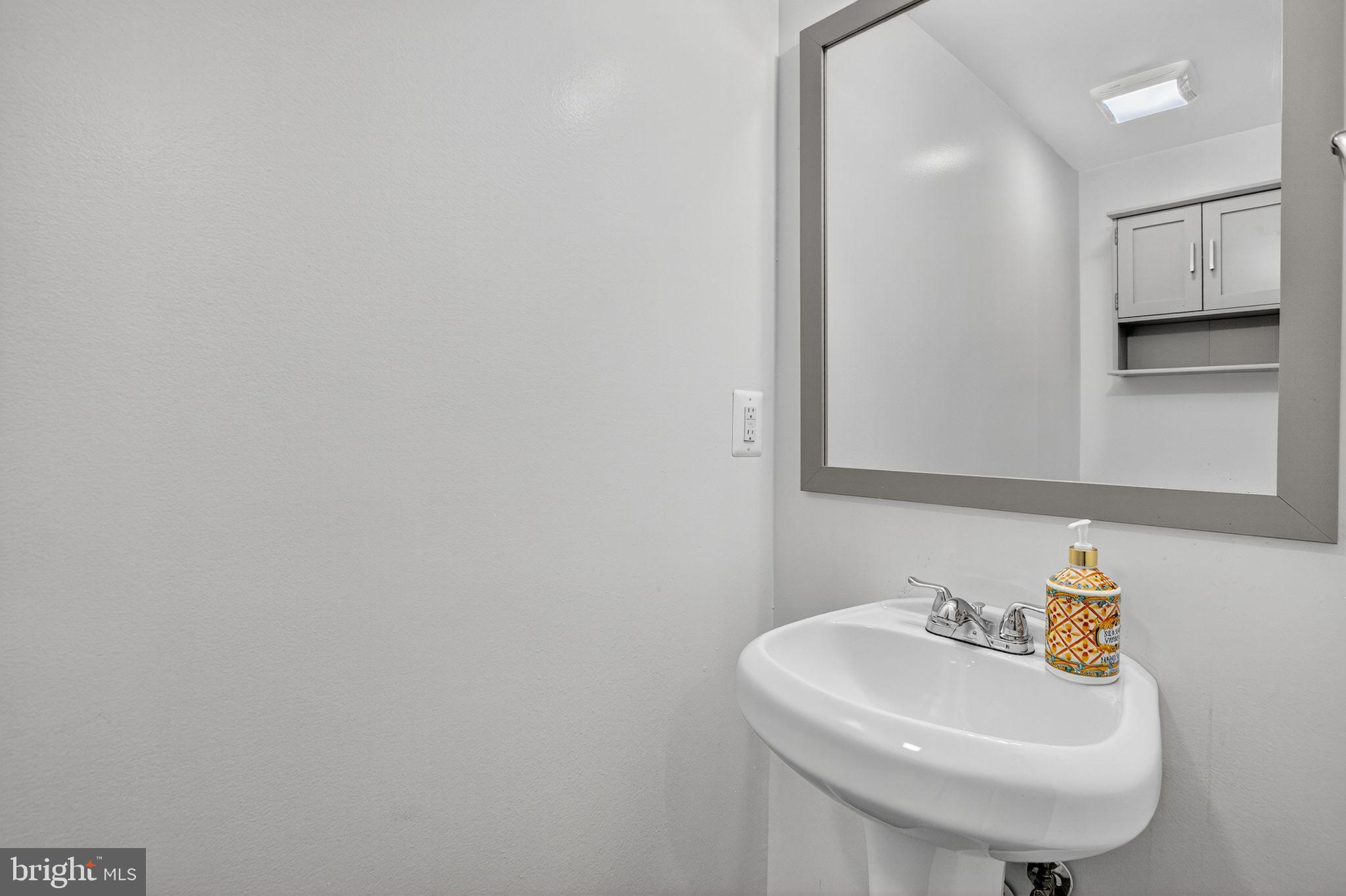 SOUTH RIDING - Residential Lease