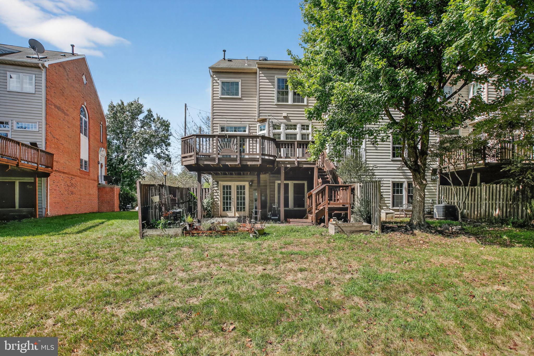 SOUTH RIDING - Residential Lease