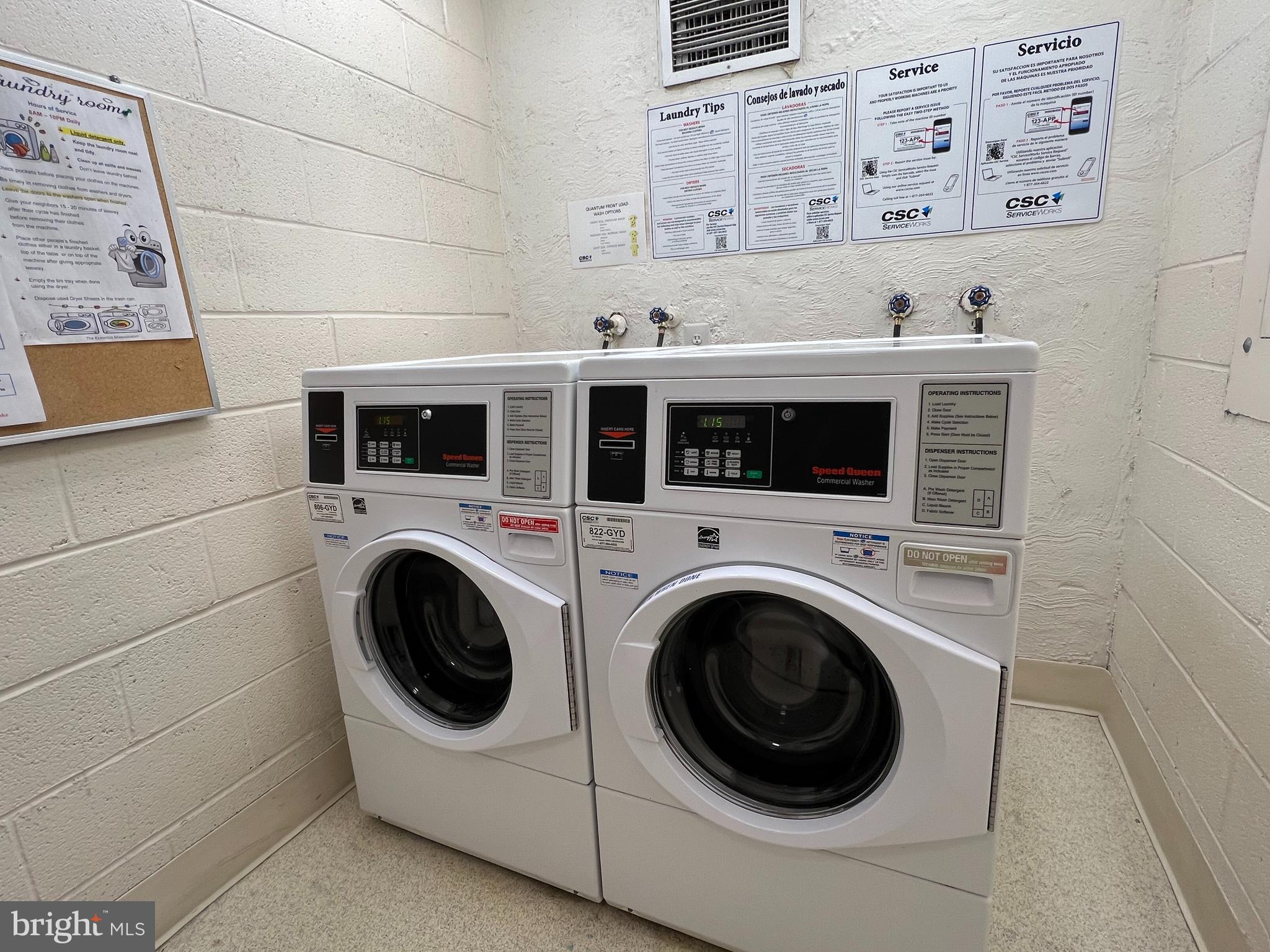 THE KENWOOD - Residential Lease