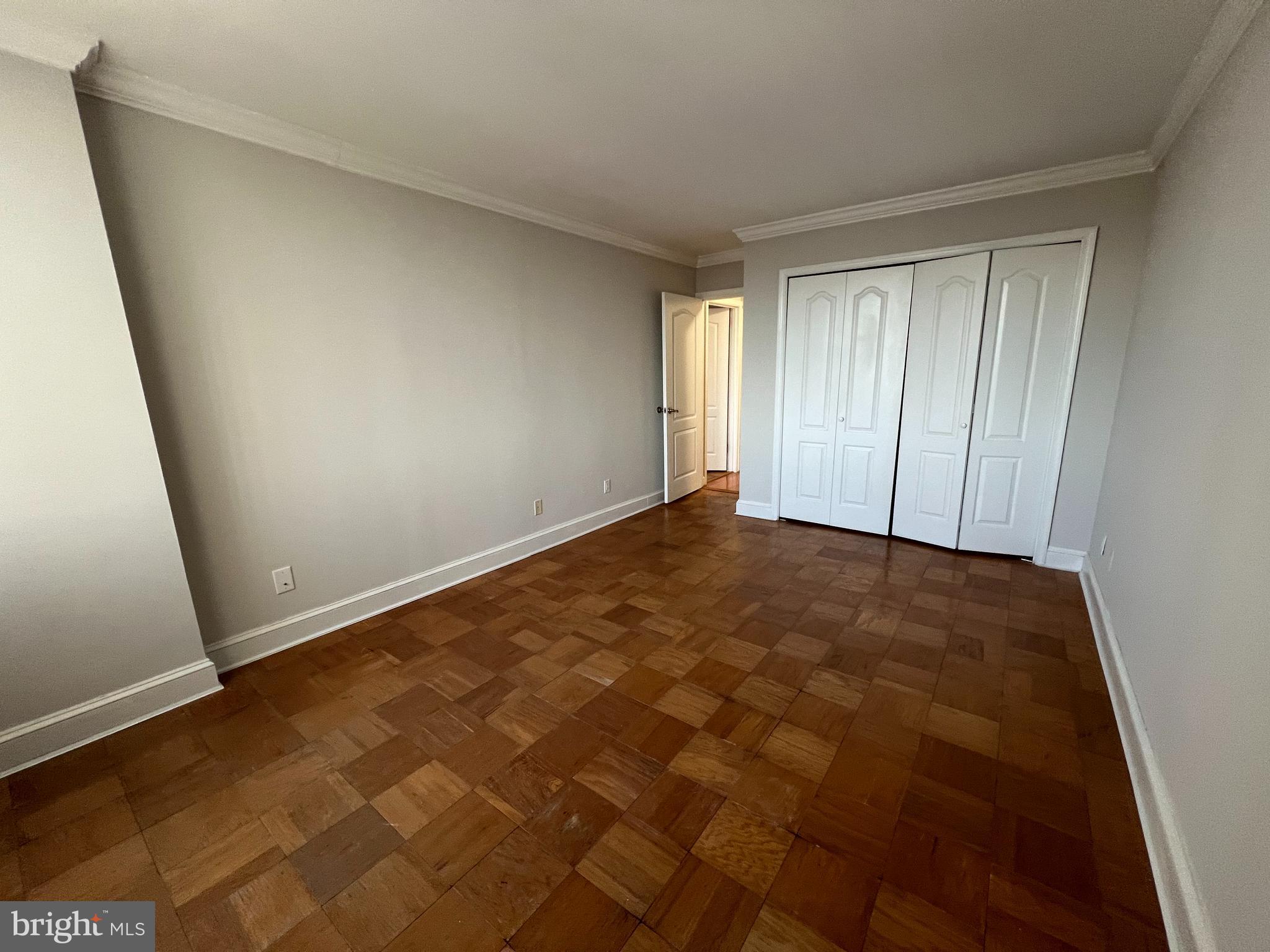 THE KENWOOD - Residential Lease