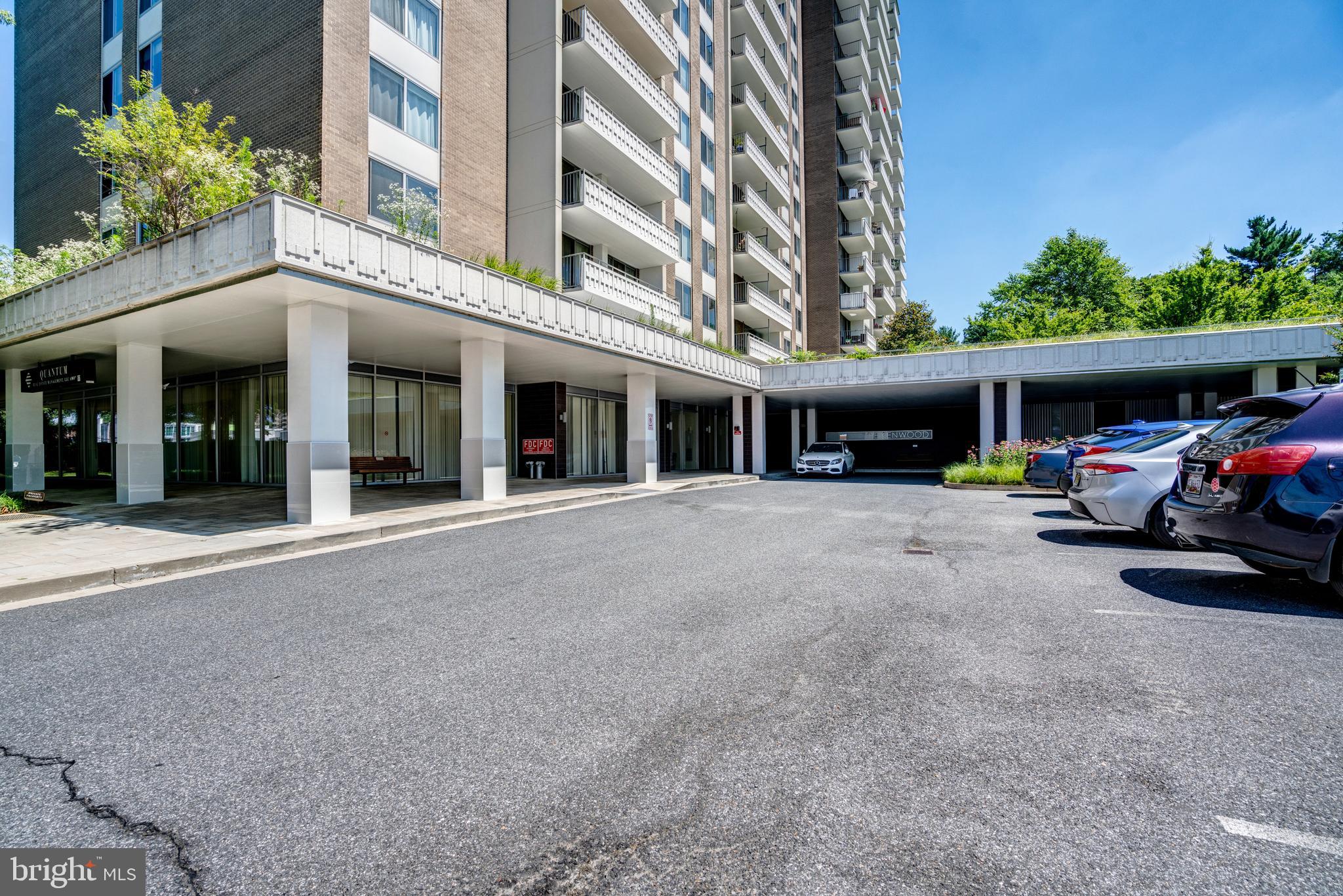 THE KENWOOD - Residential Lease