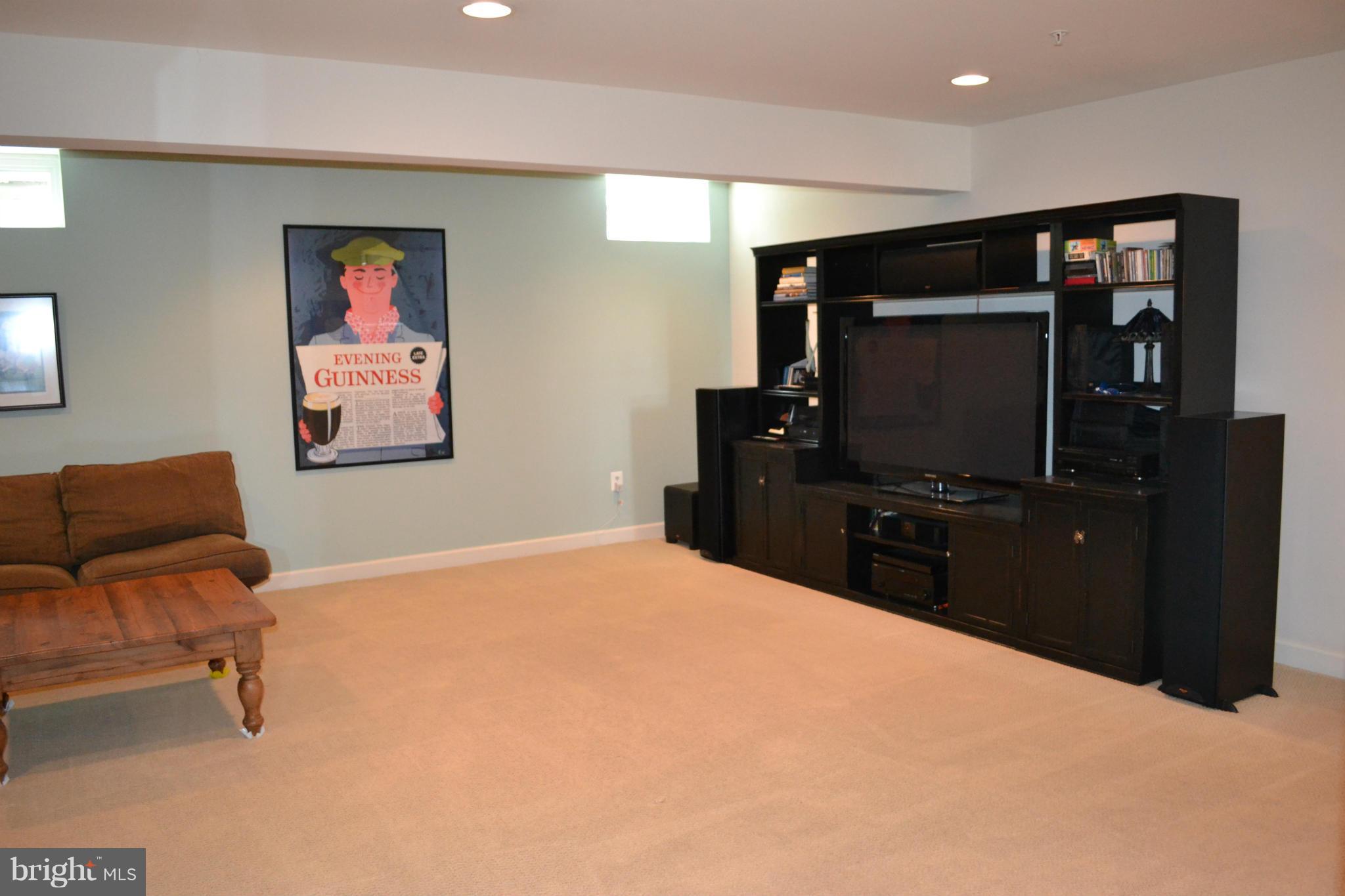 VILLAGES OF DORCHESTER - Residential Lease