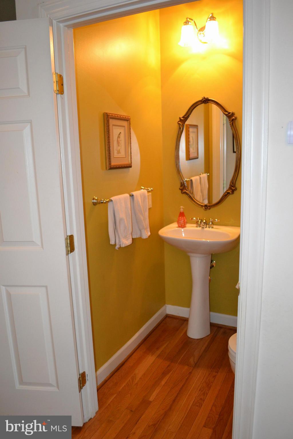 VILLAGES OF DORCHESTER - Residential Lease