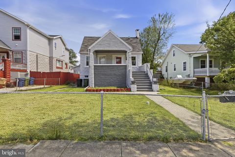 Tiny photo for 2910 Berwick Avenue, BALTIMORE, MD 21234 (MLS # MDBA2215306)