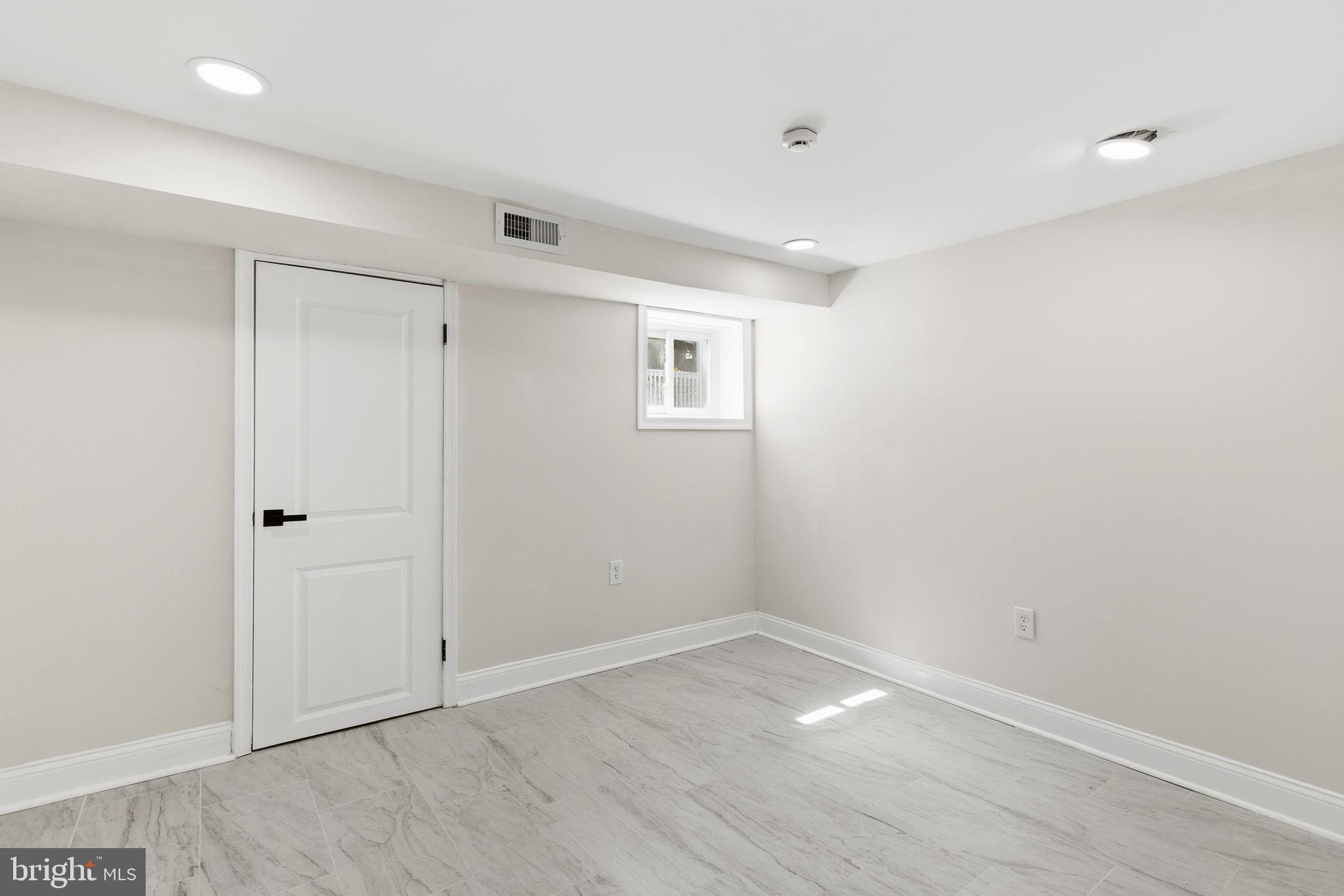 PARKVILLE - Residential