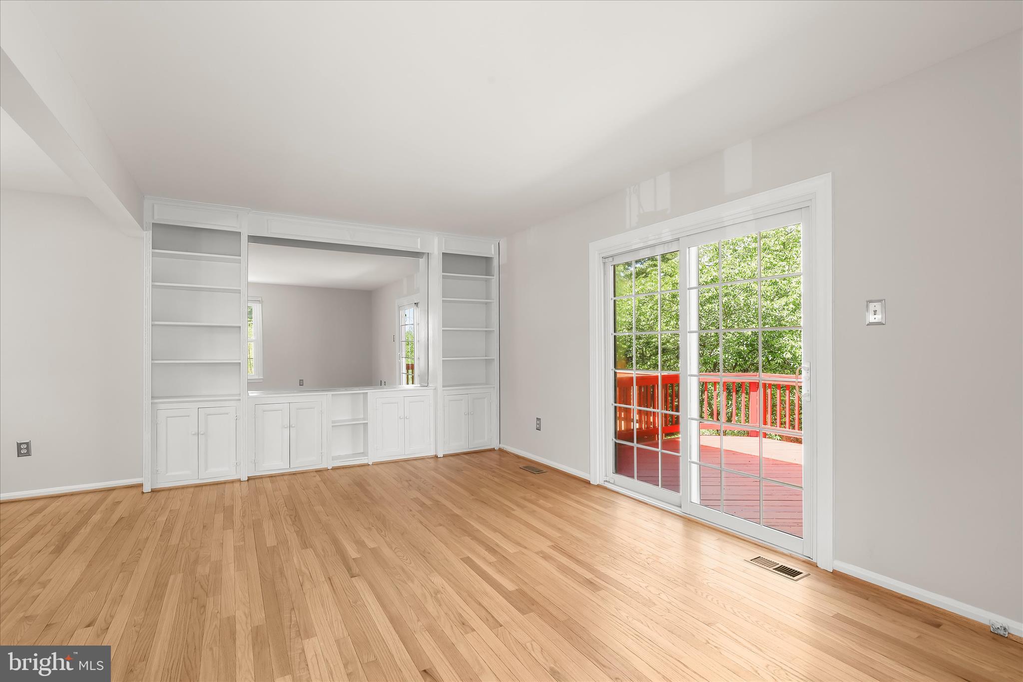TOLL HOUSE - Residential