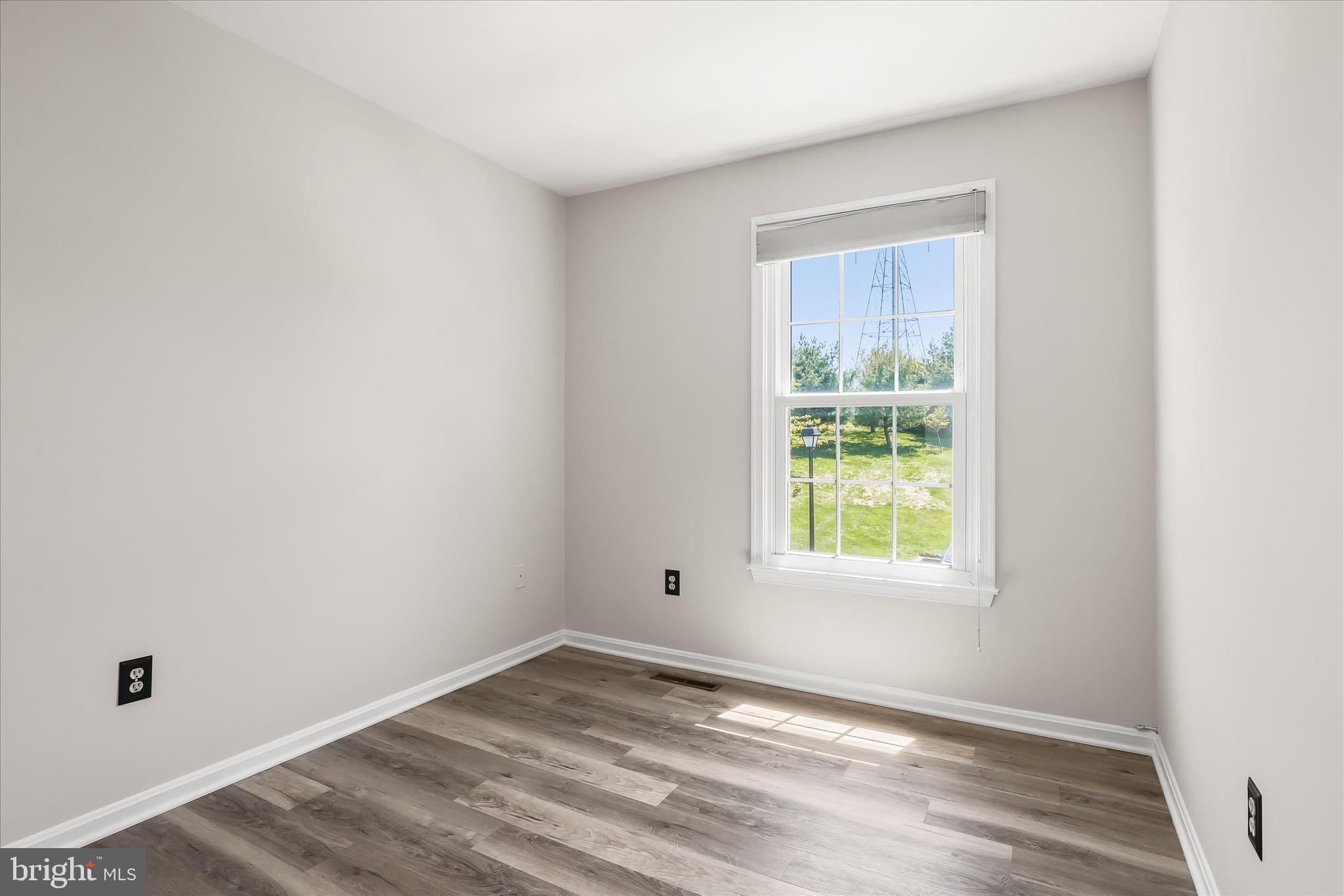TOLL HOUSE - Residential