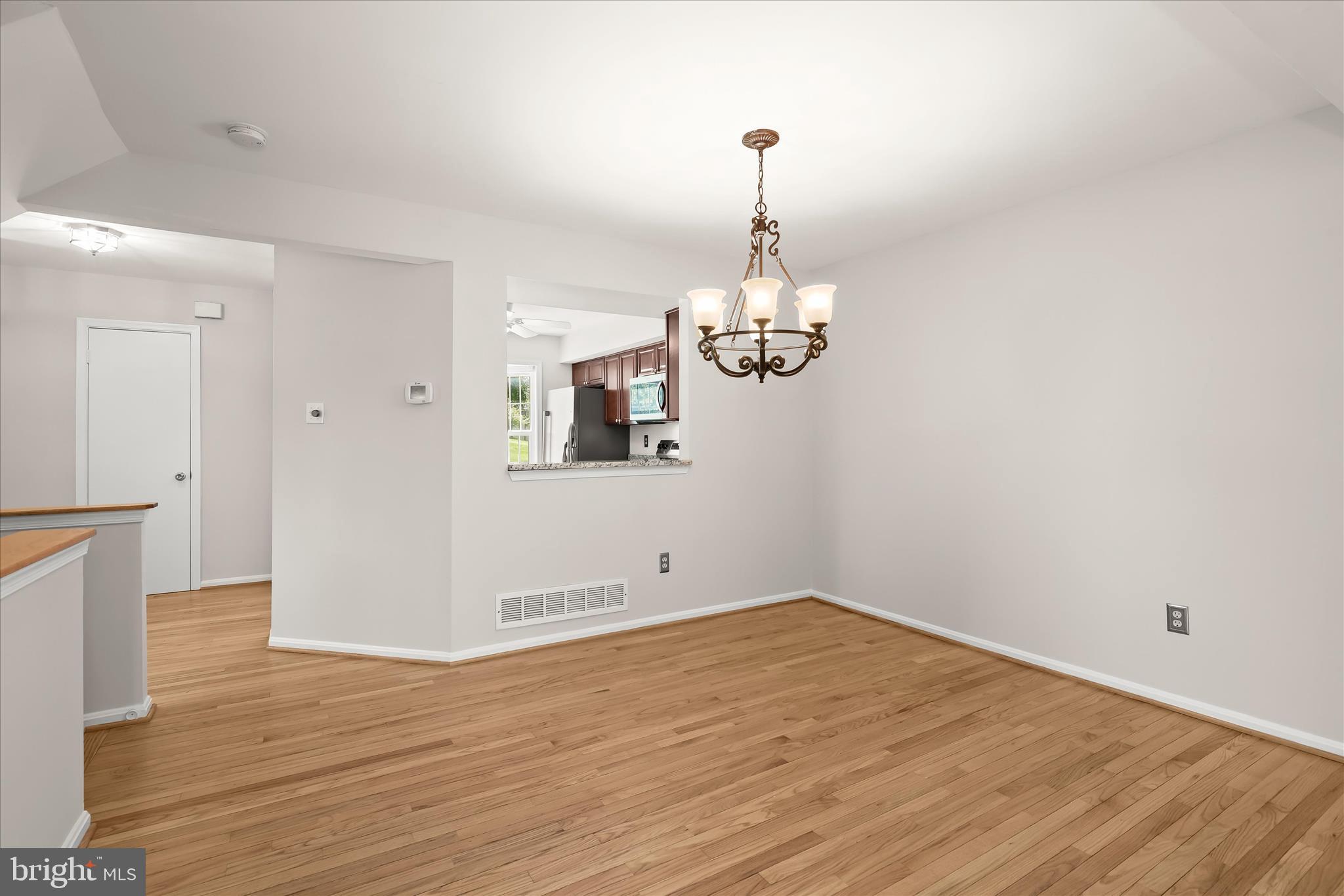 TOLL HOUSE - Residential