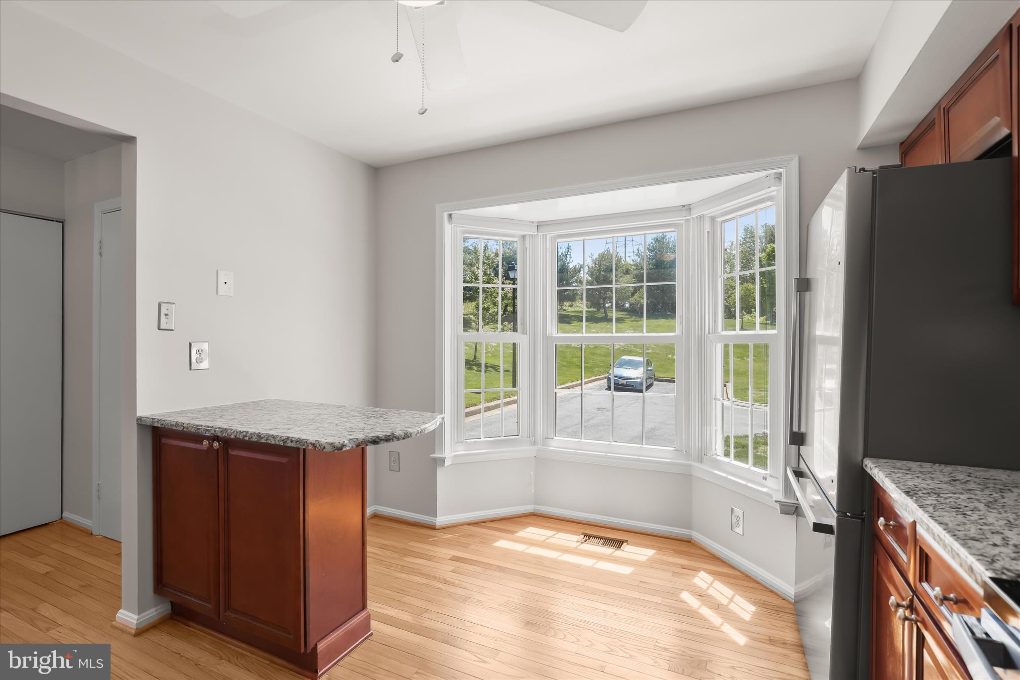 TOLL HOUSE - Residential