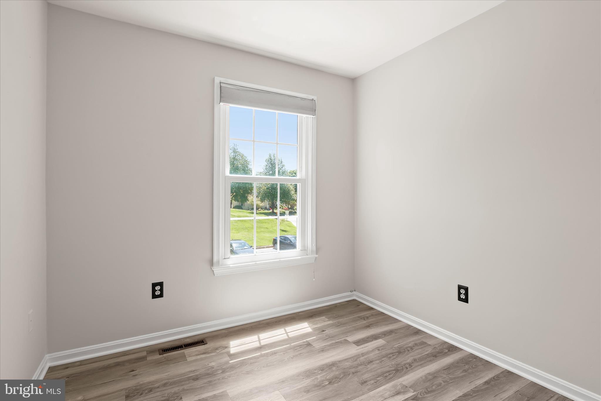 TOLL HOUSE - Residential