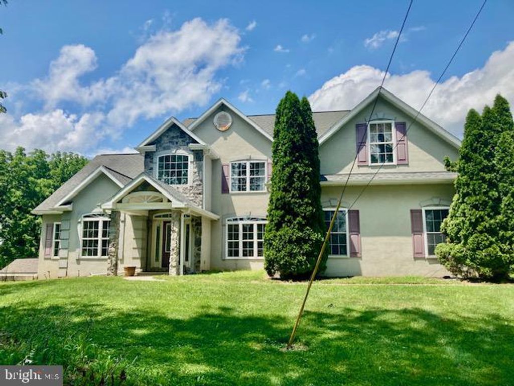 Photo of 483 Beagle Road, MYERSTOWN, PA 17067 (MLS # PALN2022504)