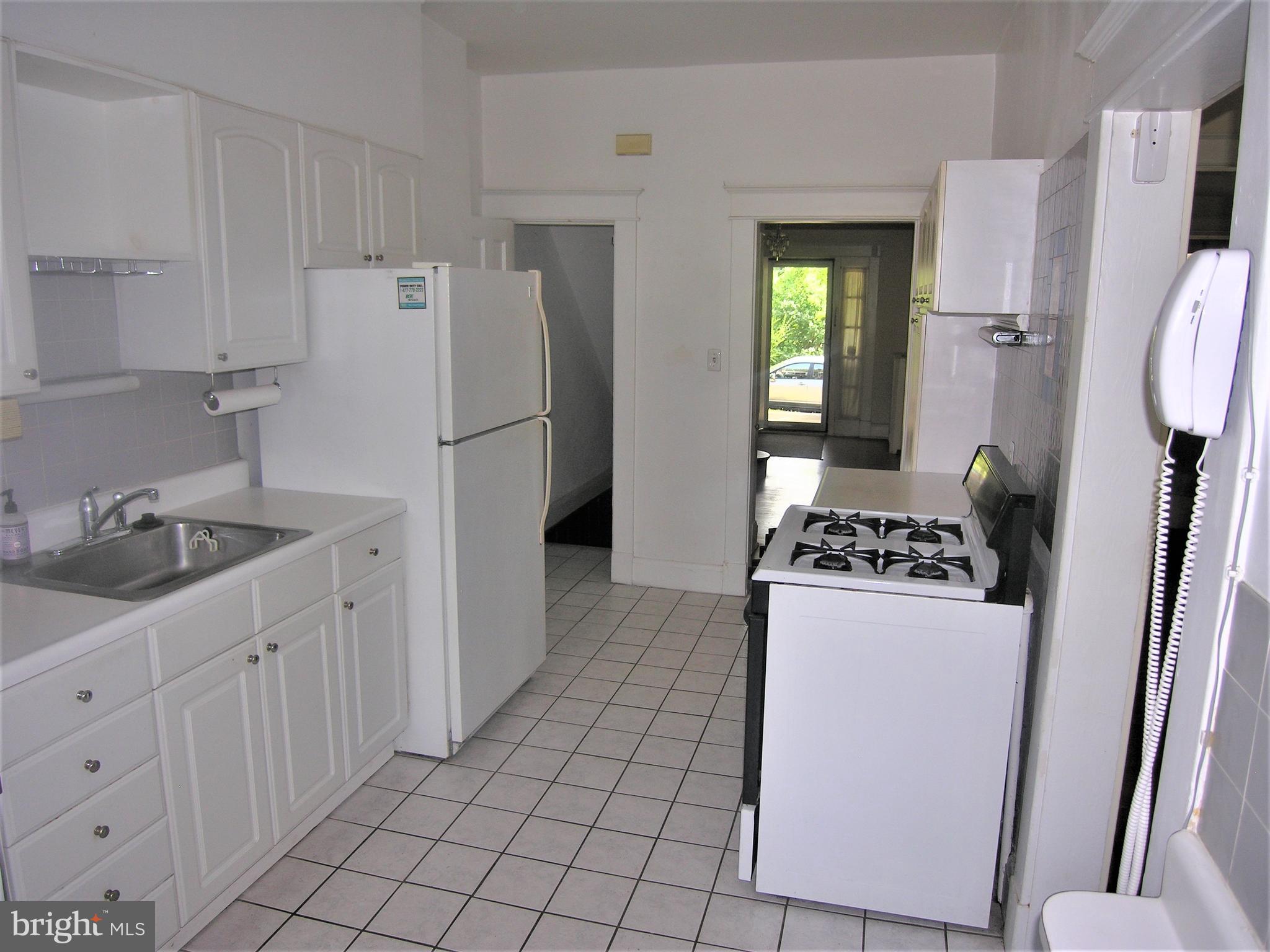 WYMAN PARK HAMPDEN - Residential