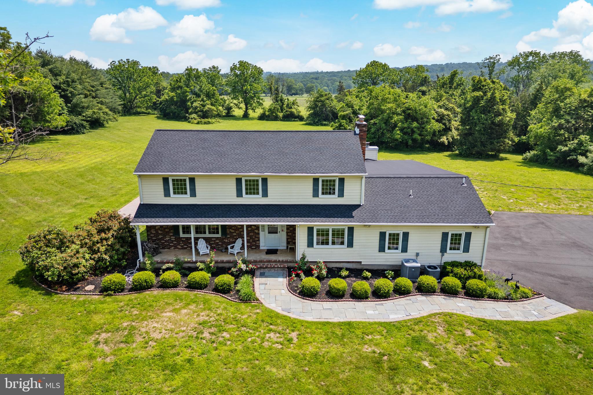 1602 HARBOURTON ROCKTOWN RD