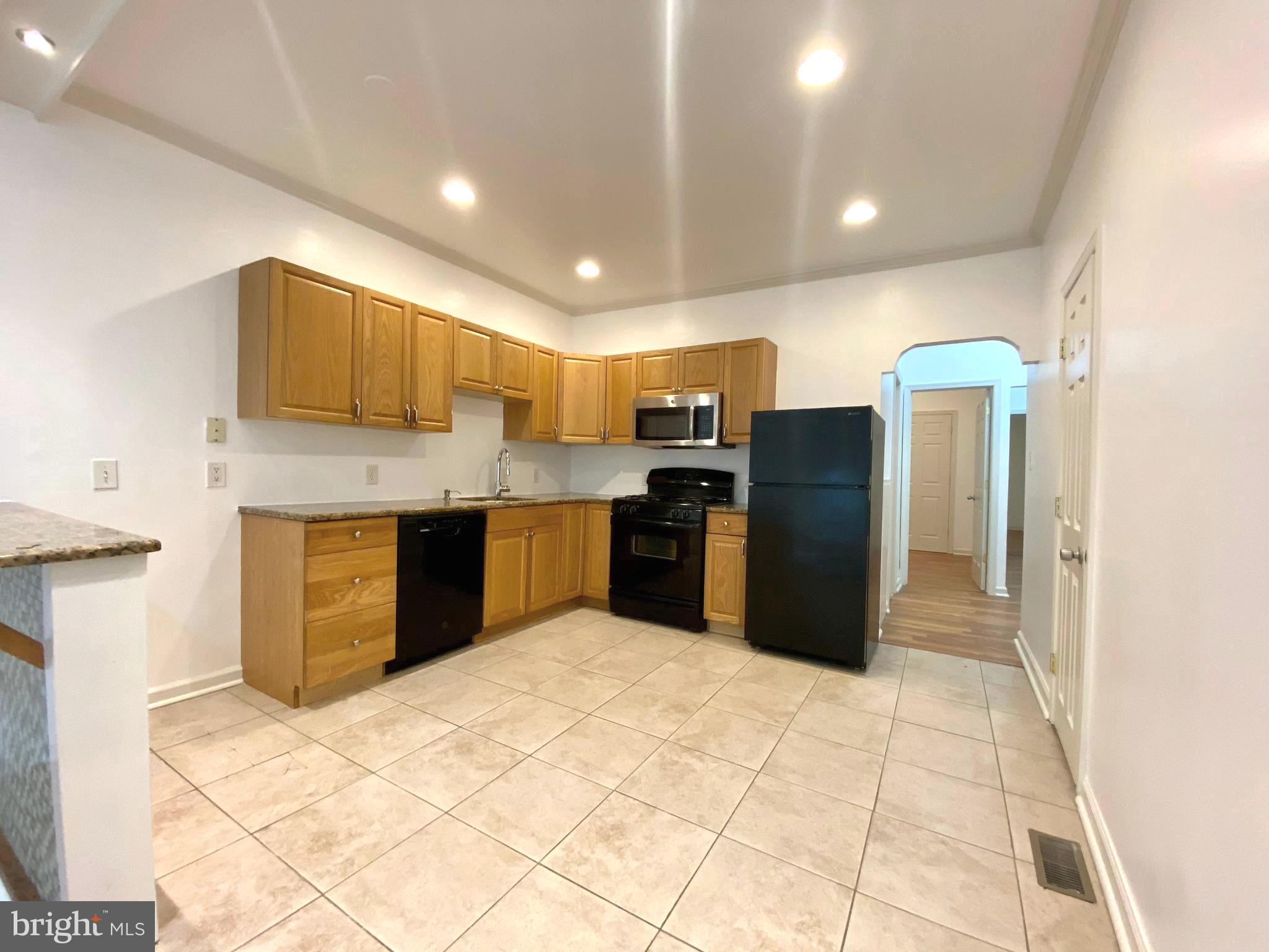 ROXBOROUGH - Residential