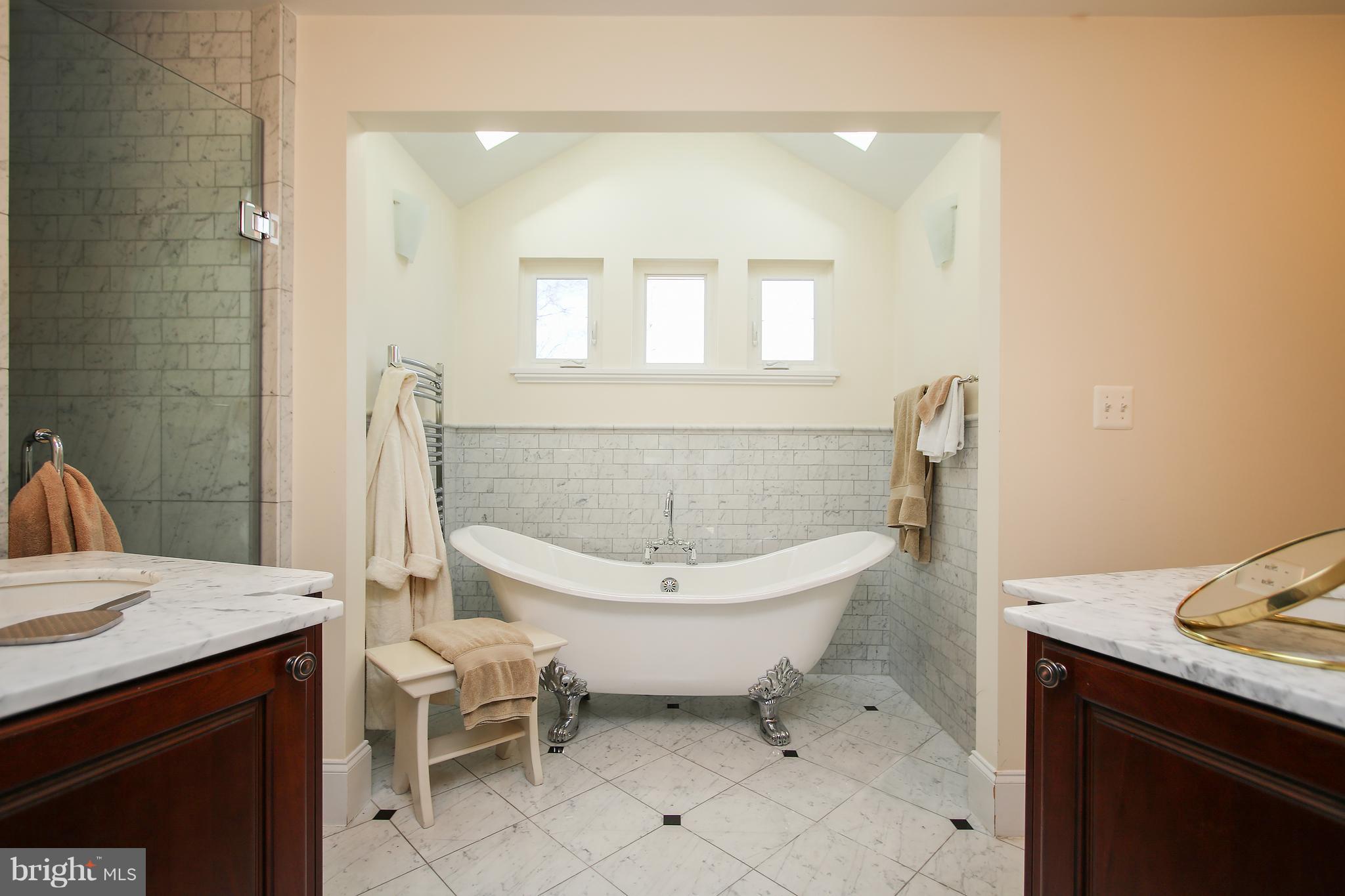 WOODHAVEN - Residential