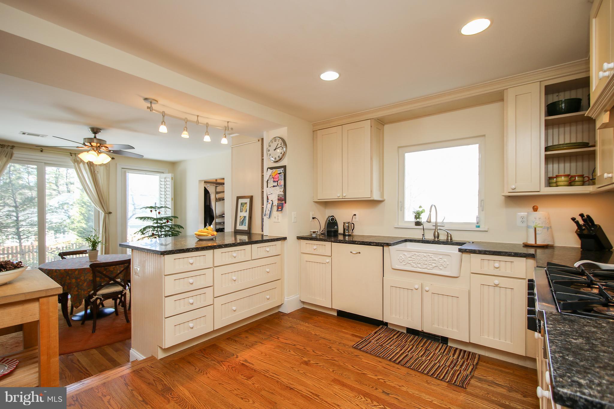 WOODHAVEN - Residential