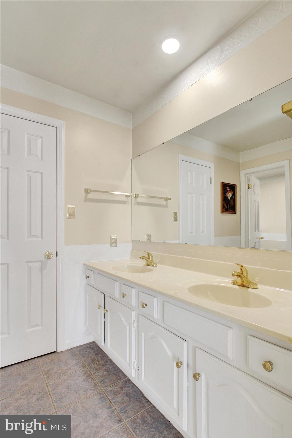 NORTHVIEW ACRES - Residential