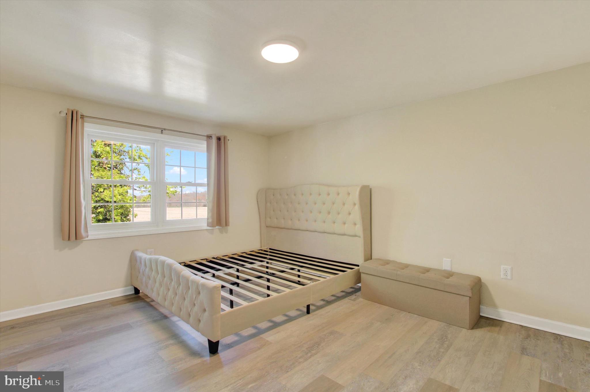 NORTHVIEW ACRES - Residential