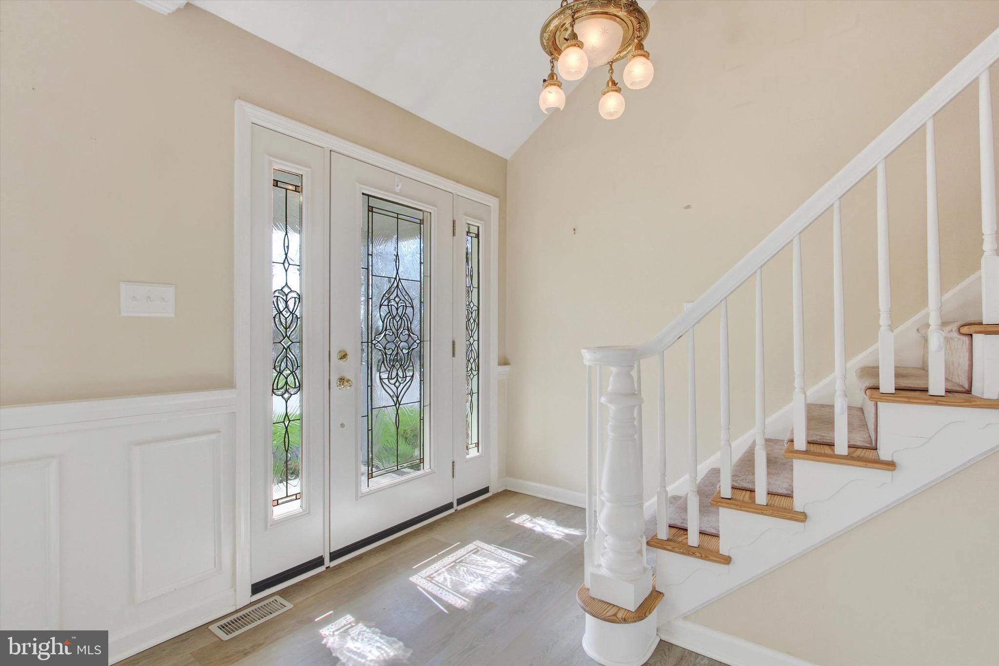 NORTHVIEW ACRES - Residential