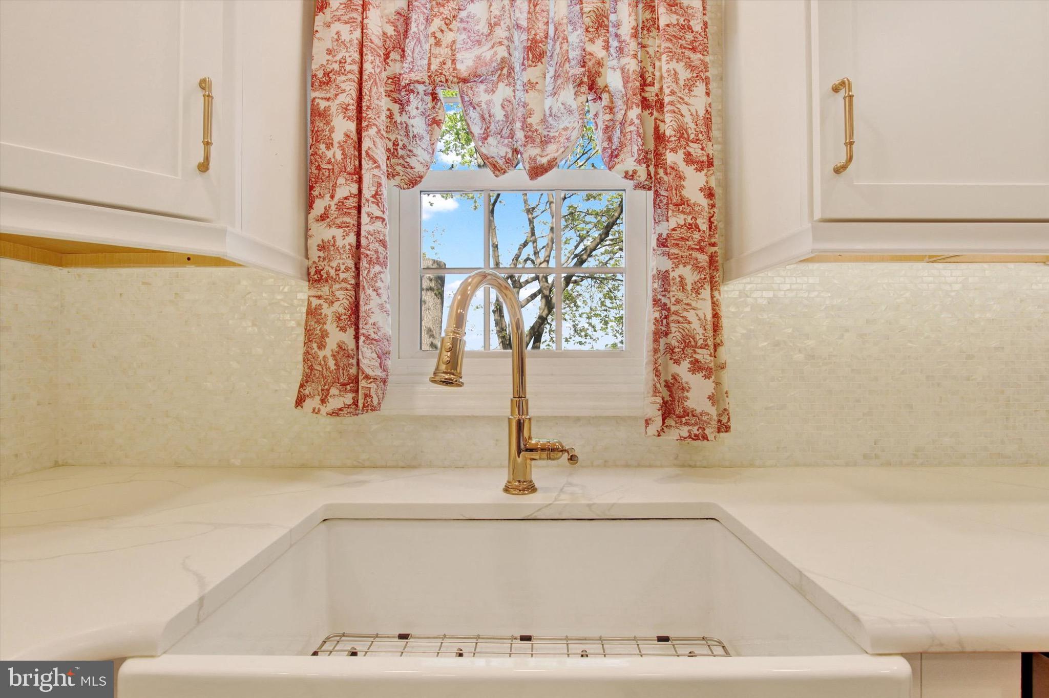 NORTHVIEW ACRES - Residential