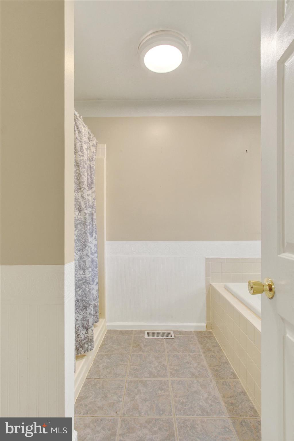 NORTHVIEW ACRES - Residential