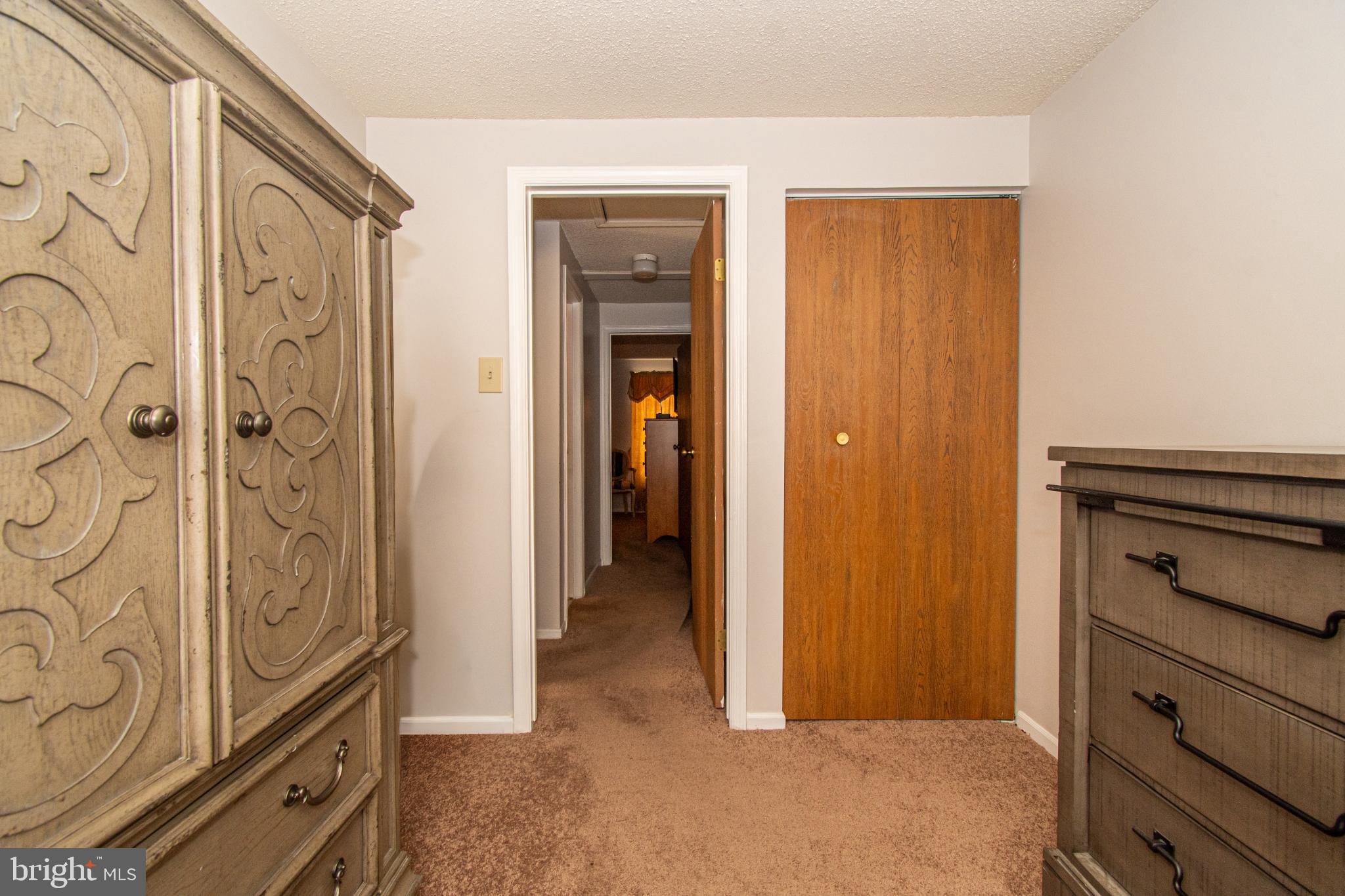 SANDTOWN-WINCHESTER - Residential