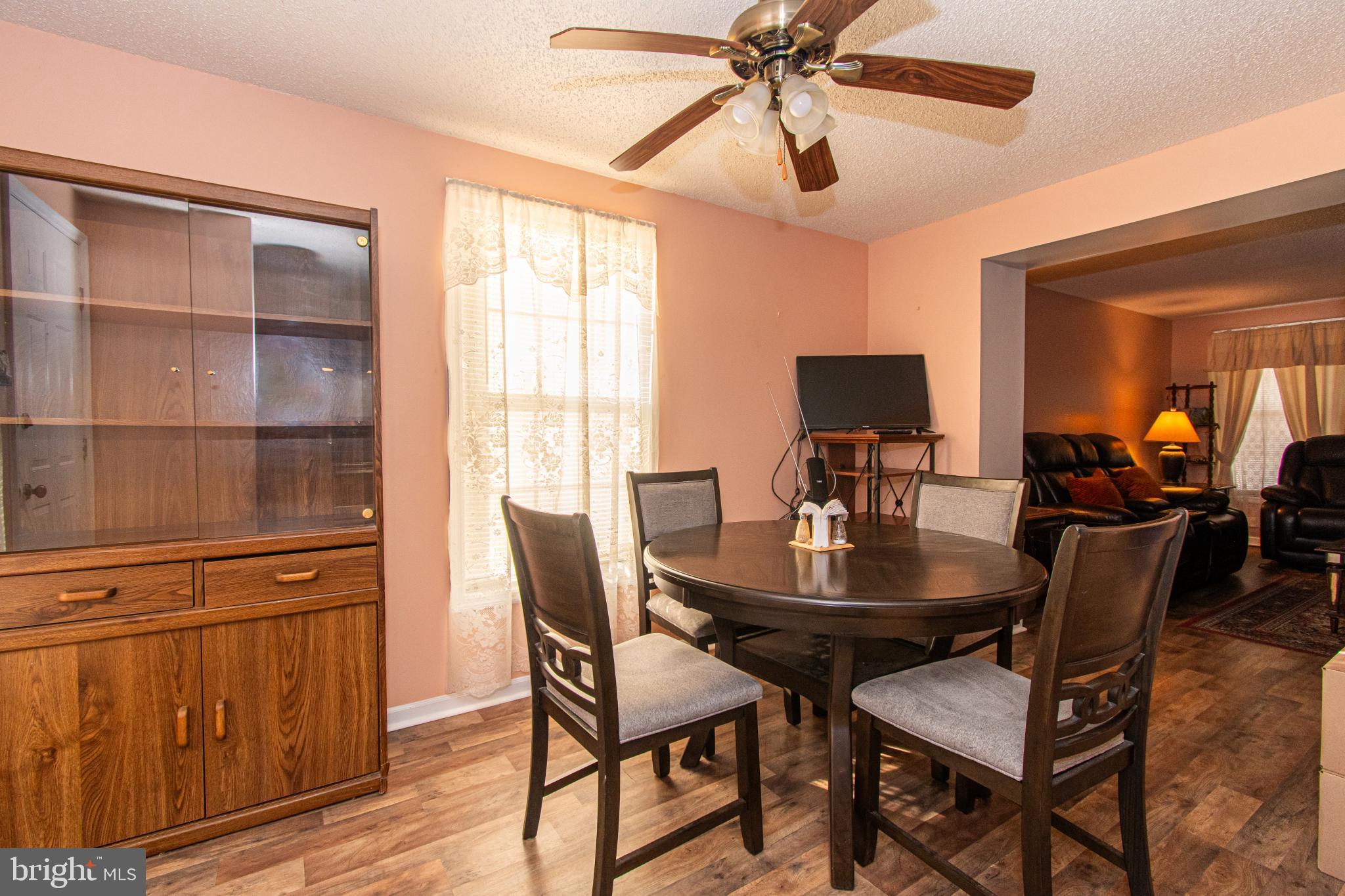 SANDTOWN-WINCHESTER - Residential