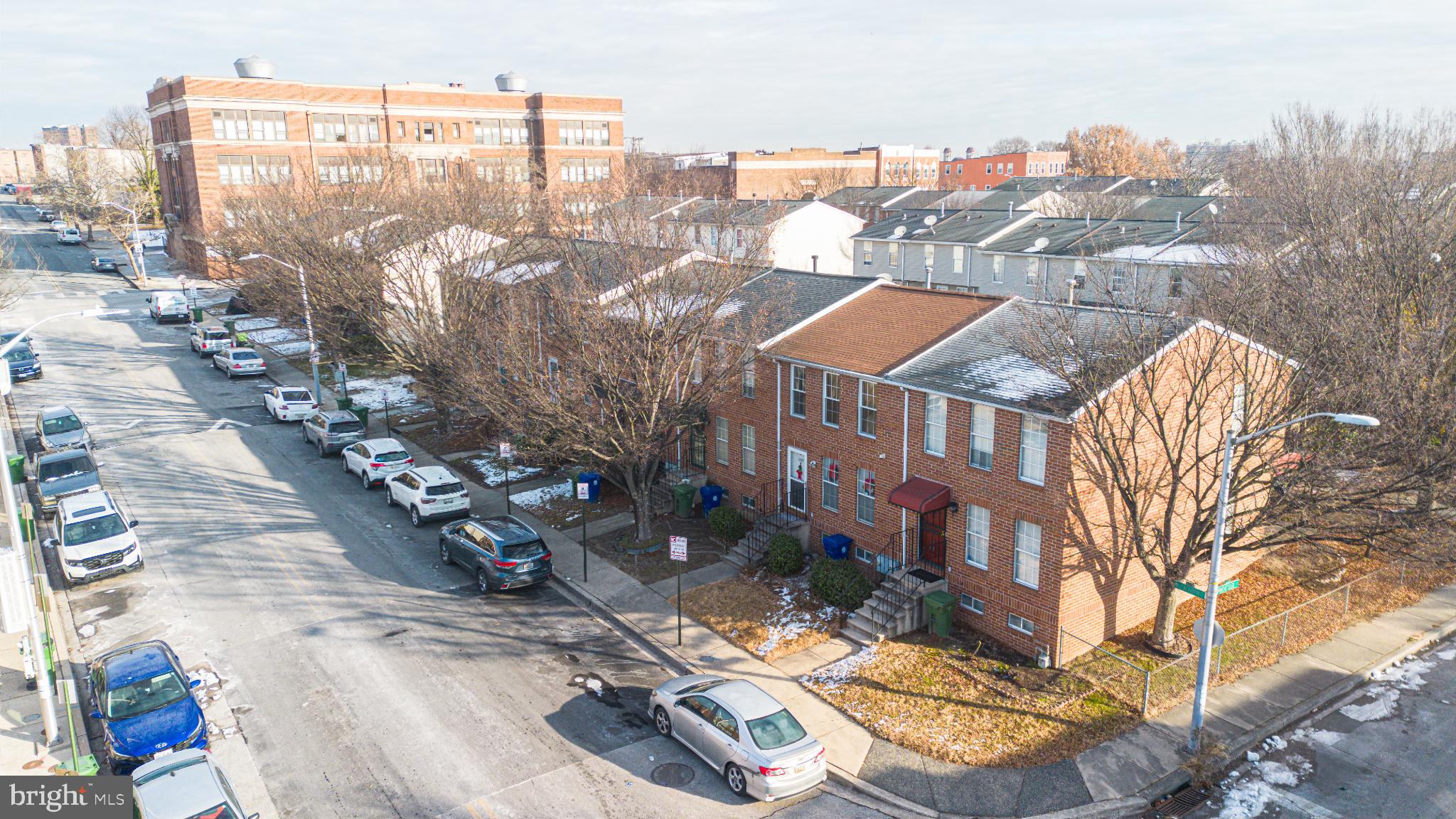 SANDTOWN-WINCHESTER - Residential