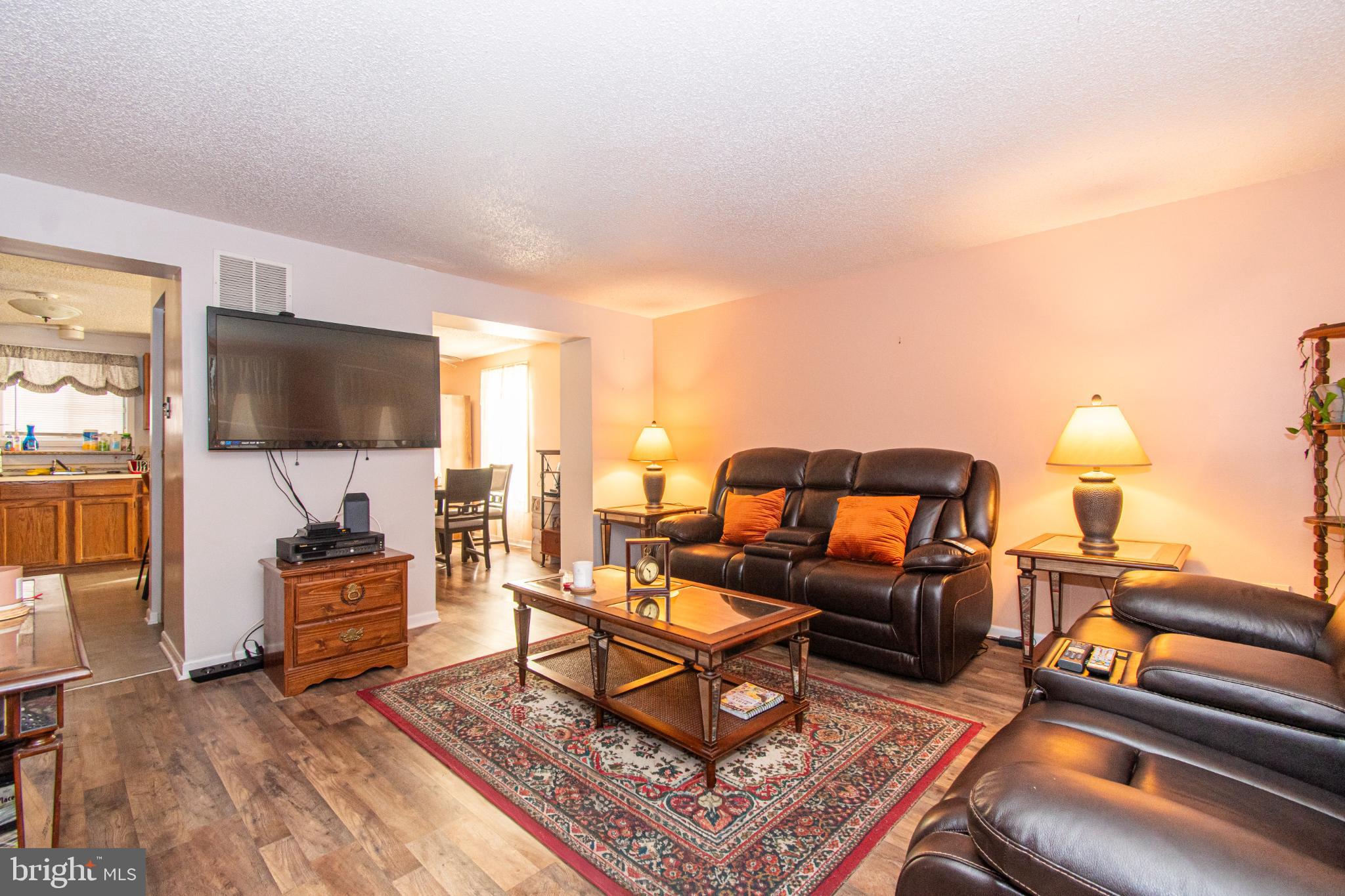 SANDTOWN-WINCHESTER - Residential