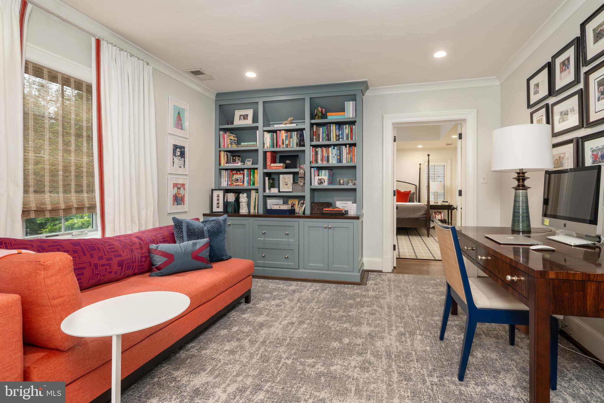 SPRING VALLEY - Residential