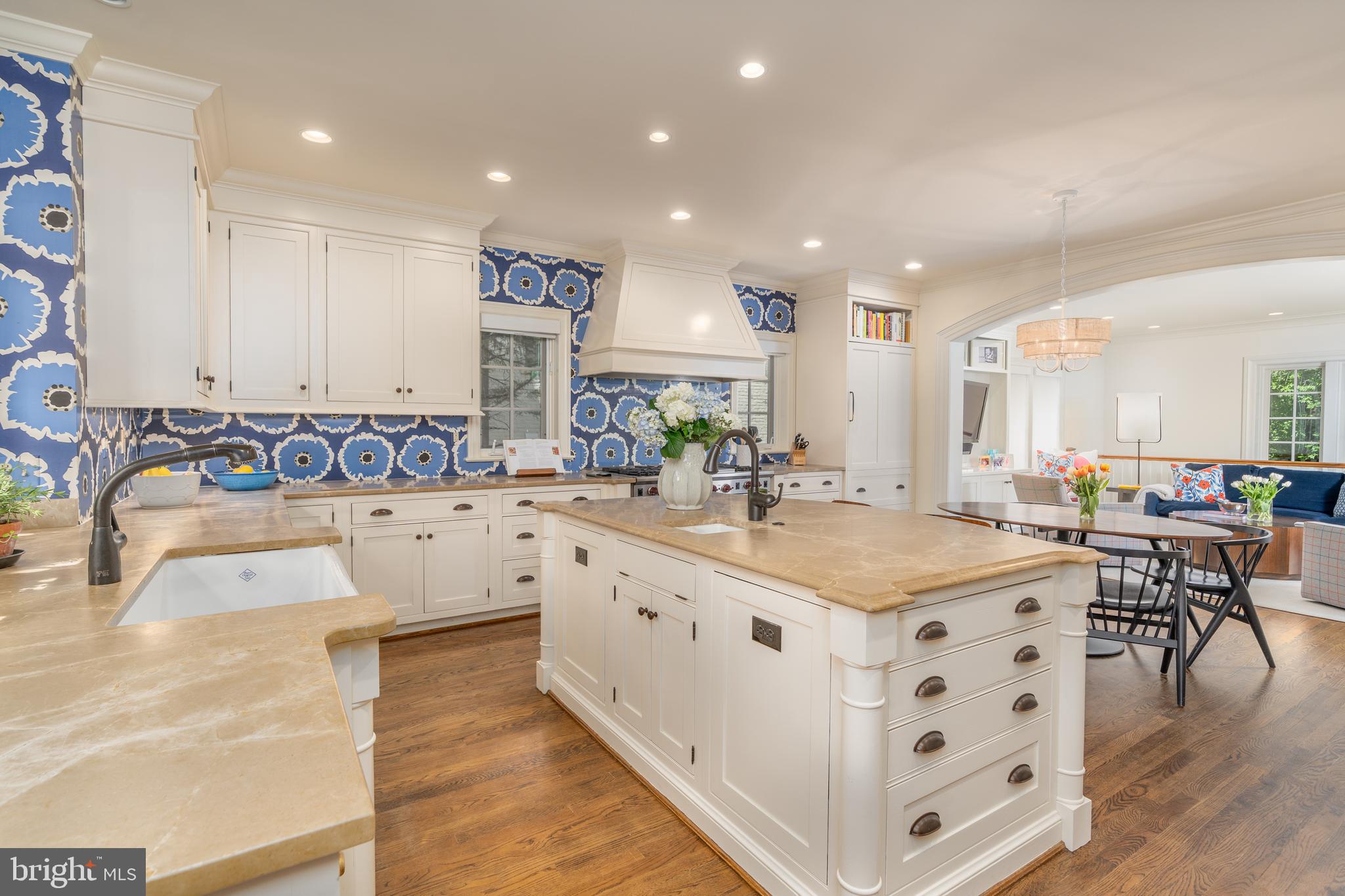 SPRING VALLEY - Residential